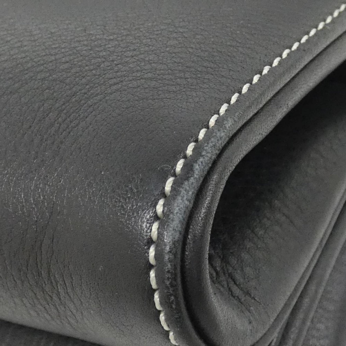 Christian Dior Black Leather Handbag (Pre-Owned)