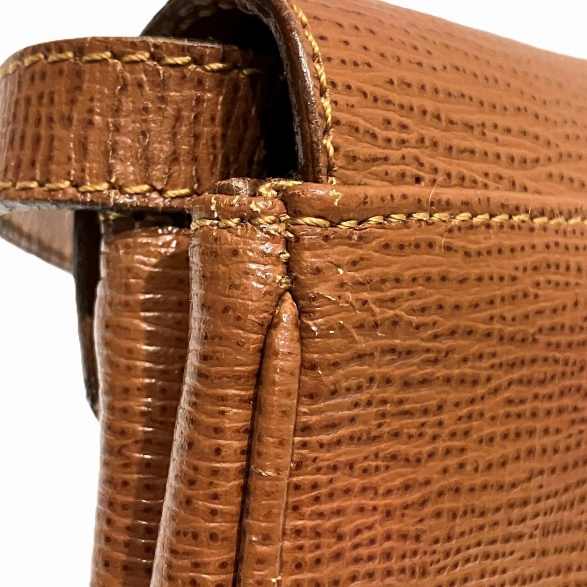 Celine Brown Leather Shoulder Bag (Pre-Owned)