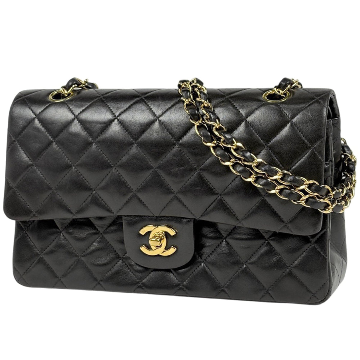 Chanel Matelasse Black Leather Shoulder Bag (Pre-Owned)