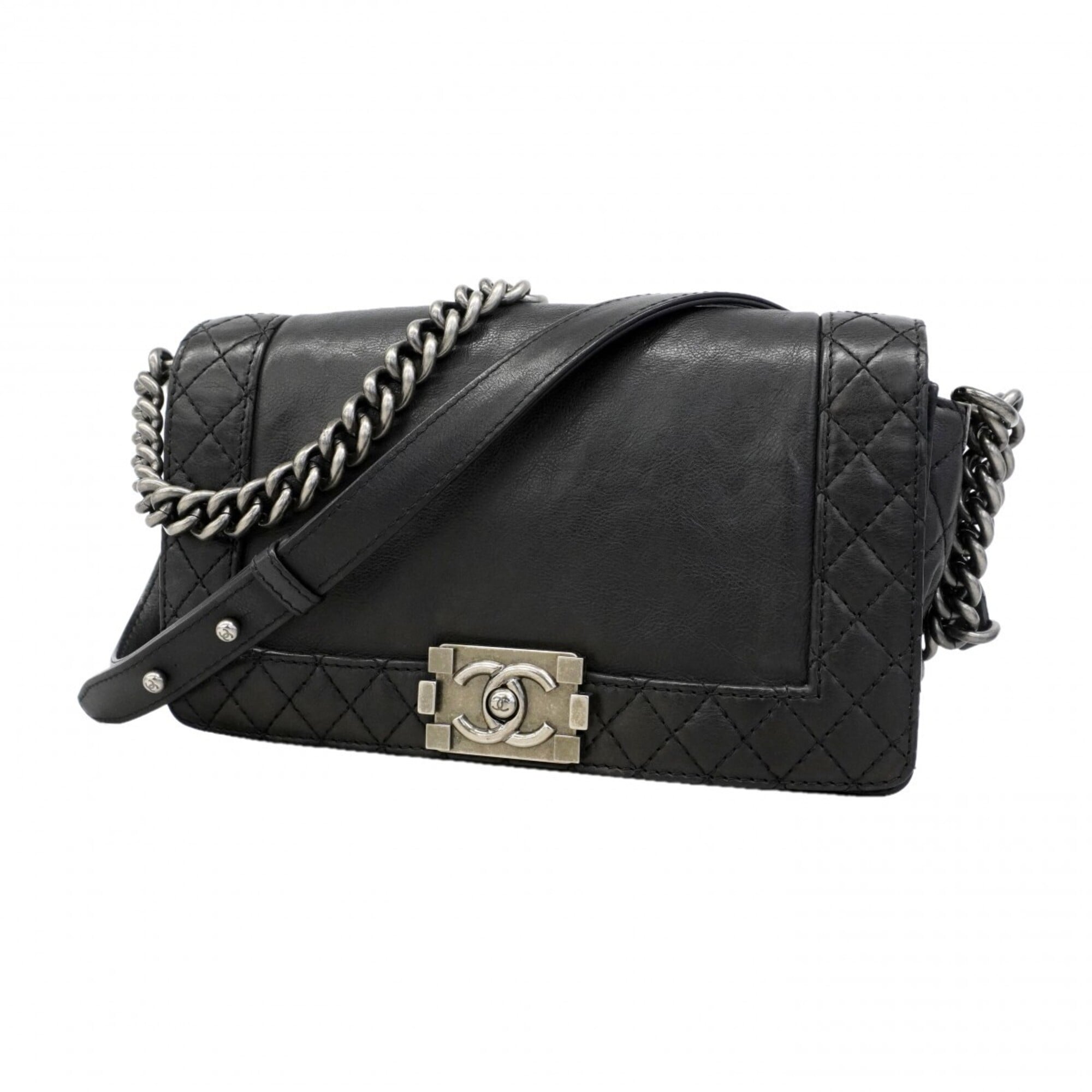 Chanel Black Leather Shoulder Bag (Pre-Owned)