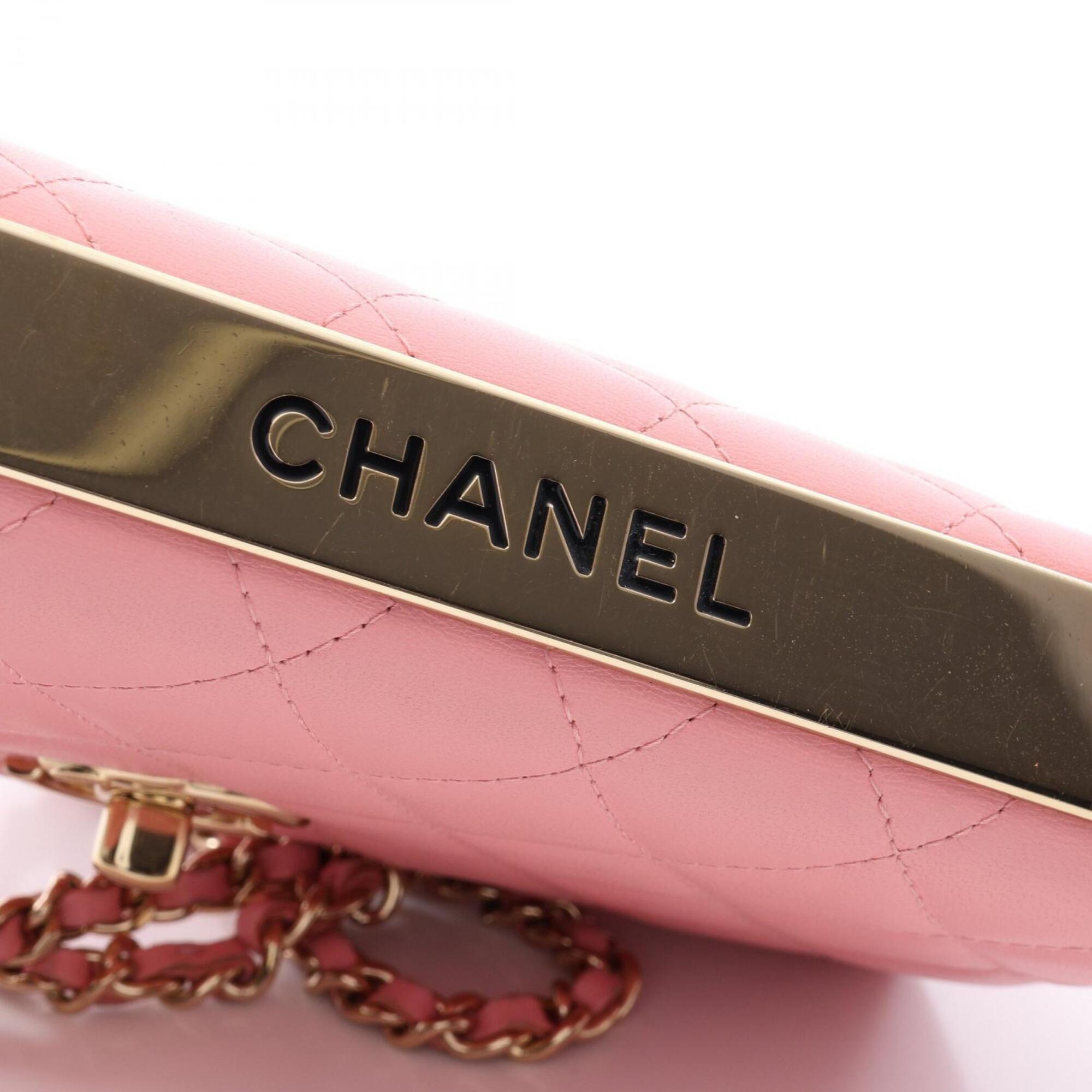 Chanel Pink Leather Handbag Shoulder Bag (Pre-Owned)