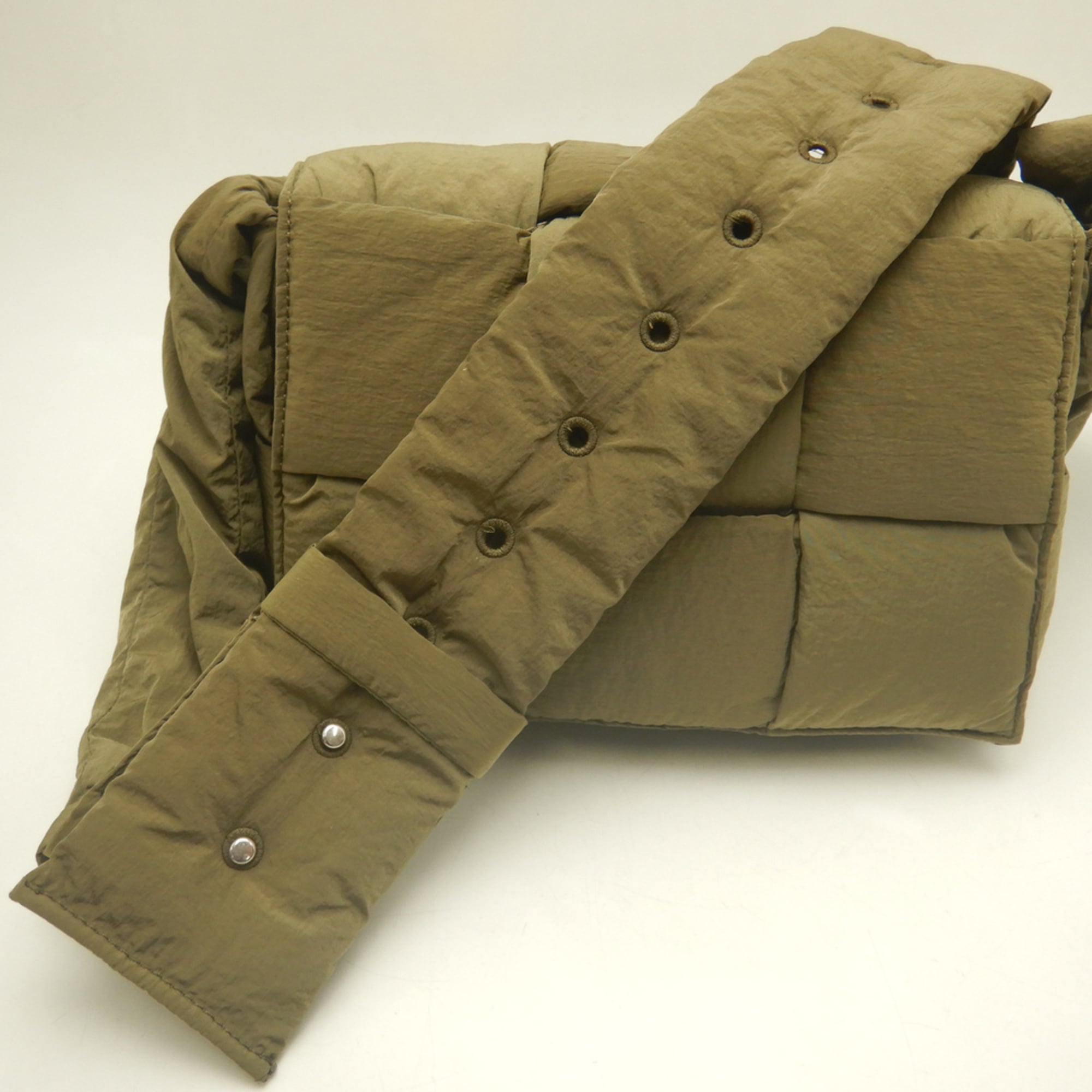 Bottega Veneta Khaki Nylon Shoulder Bag (Pre-Owned)
