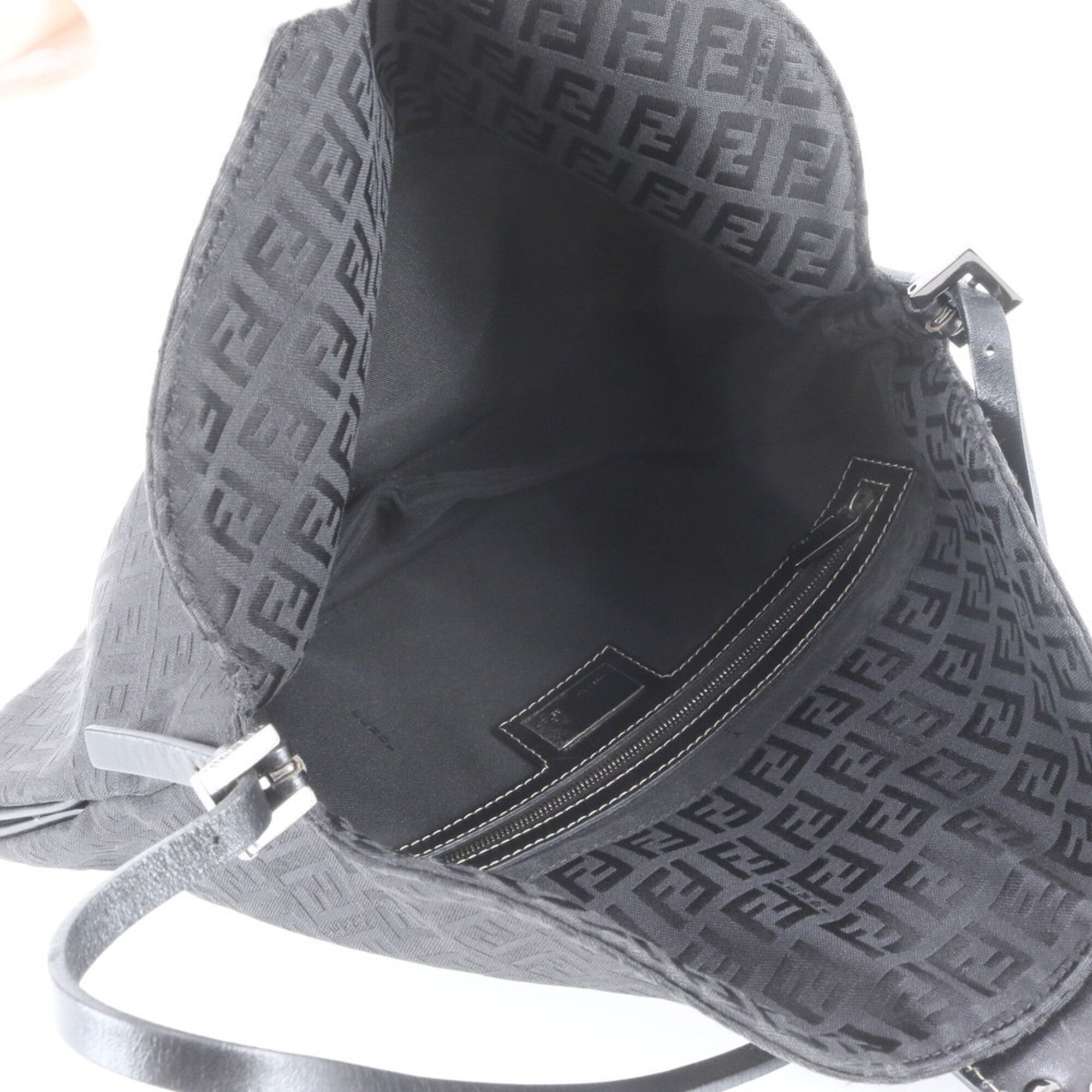 Fendi Black Leather Canvas Handbag Shoulder Bag (Pre-Owned)