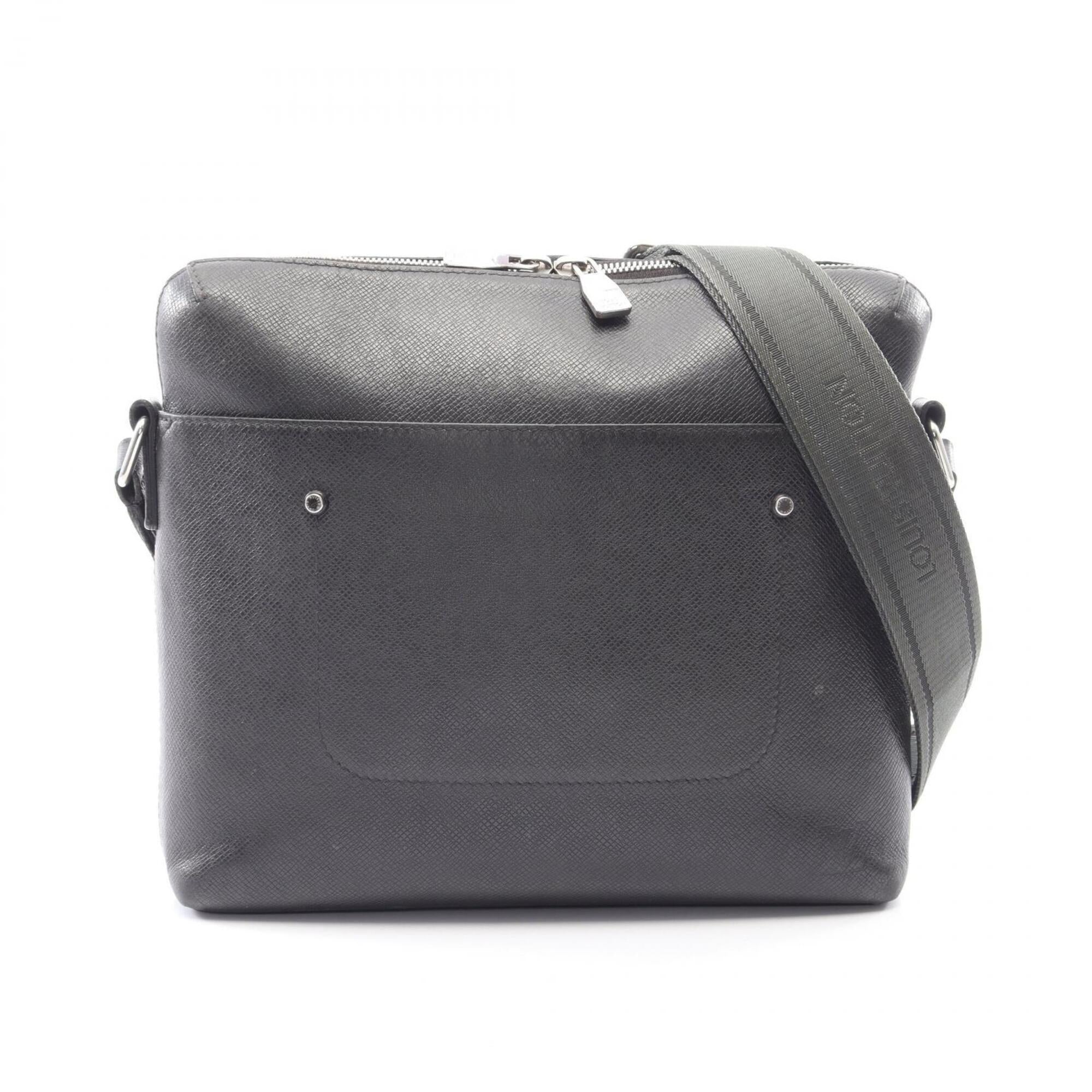 Louis Vuitton Ardoise Black Taiga Leather Shoulder Bag (Pre-Owned)