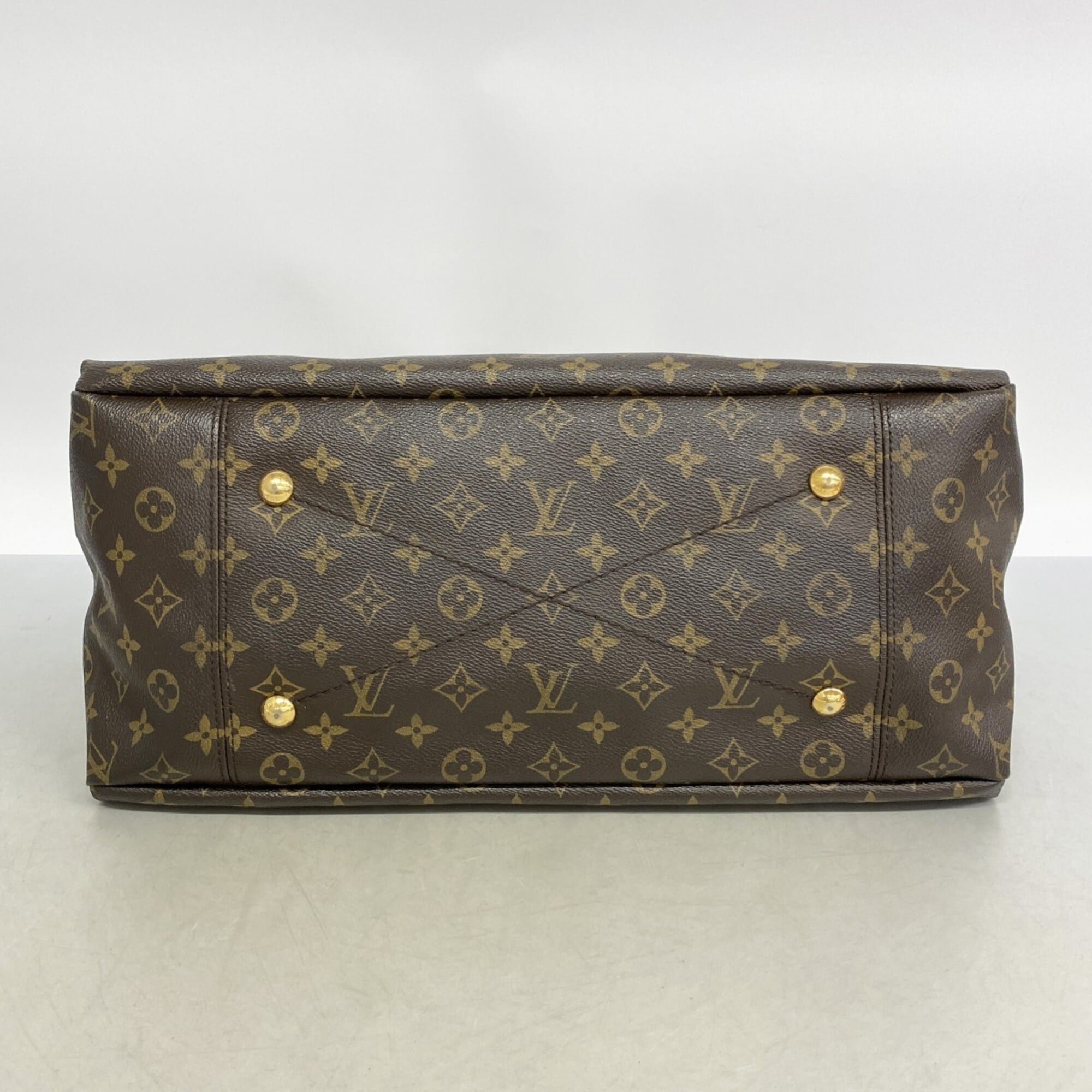 Louis Vuitton Brown Shoulder Bag (Pre-Owned)