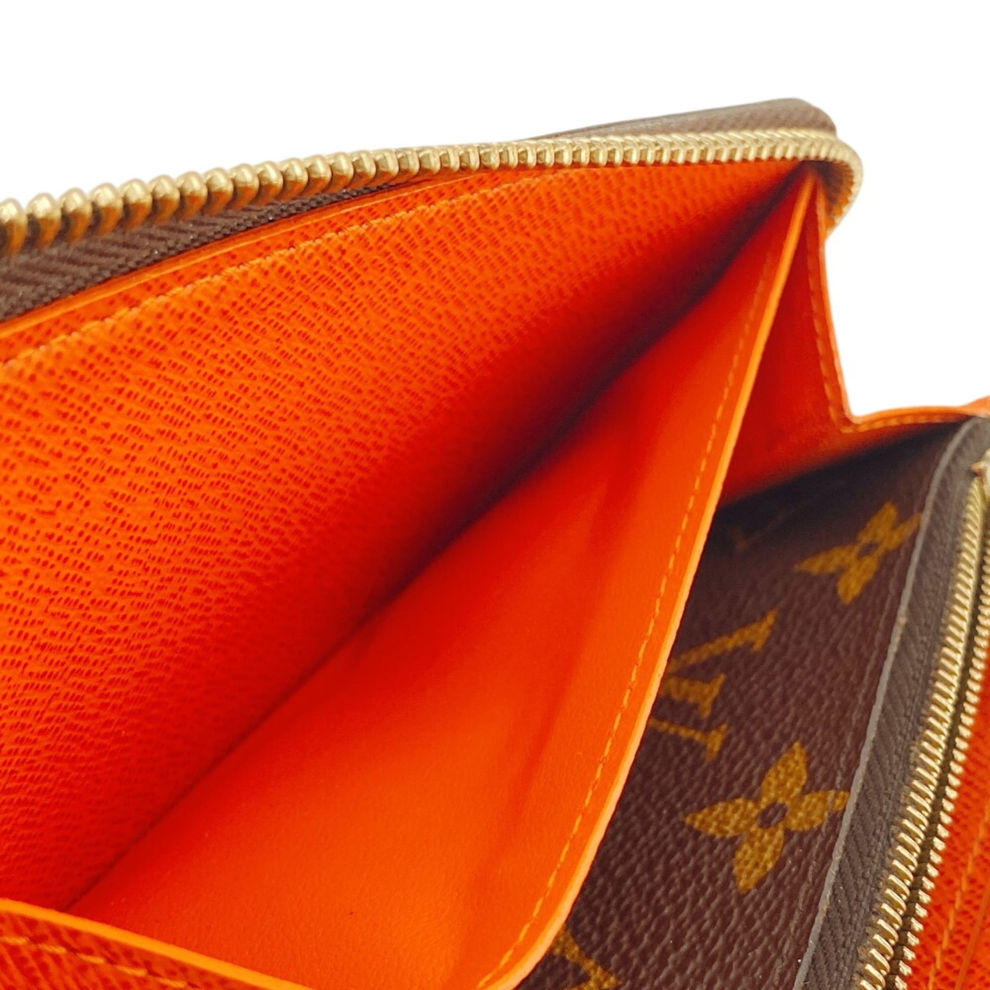 Louis Vuitton Brown Monogram Leather (Pre-Owned)