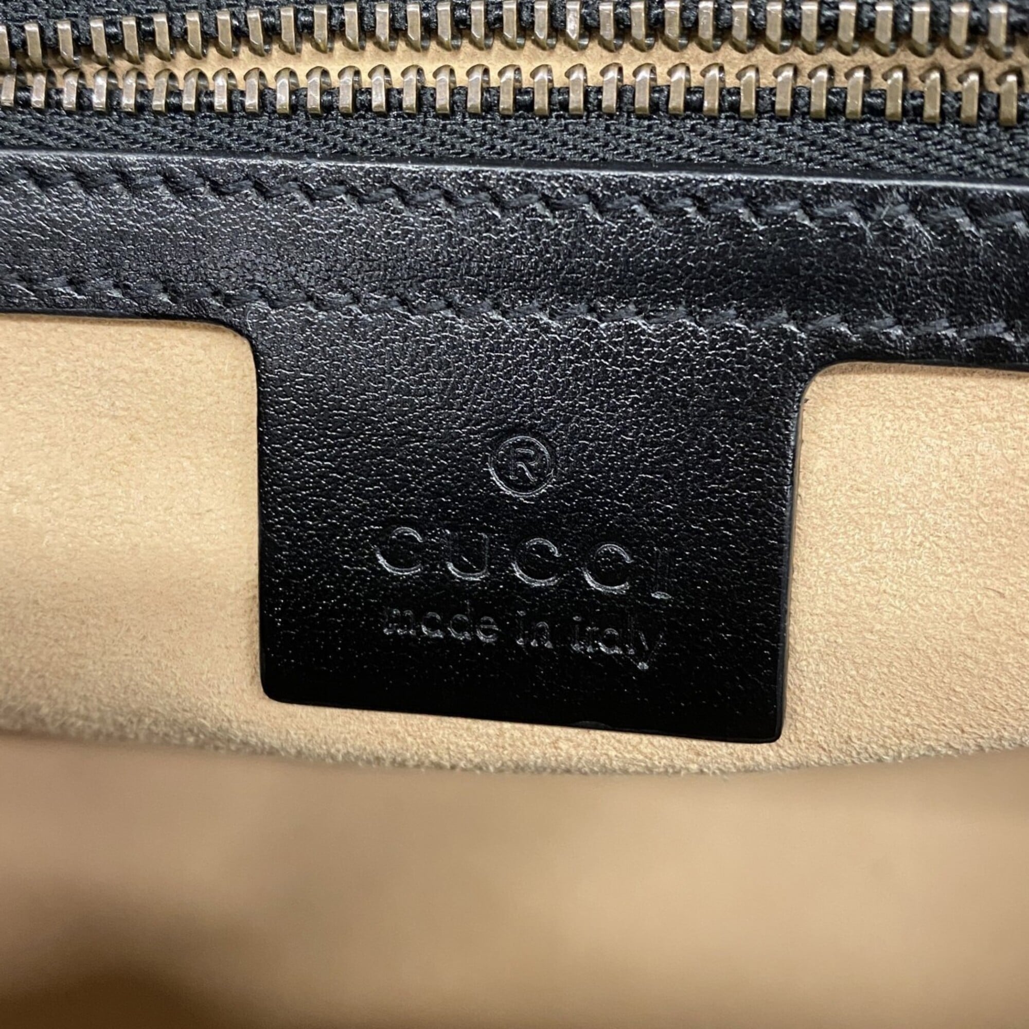 Gucci Black Leather Handbag (Pre-Owned)