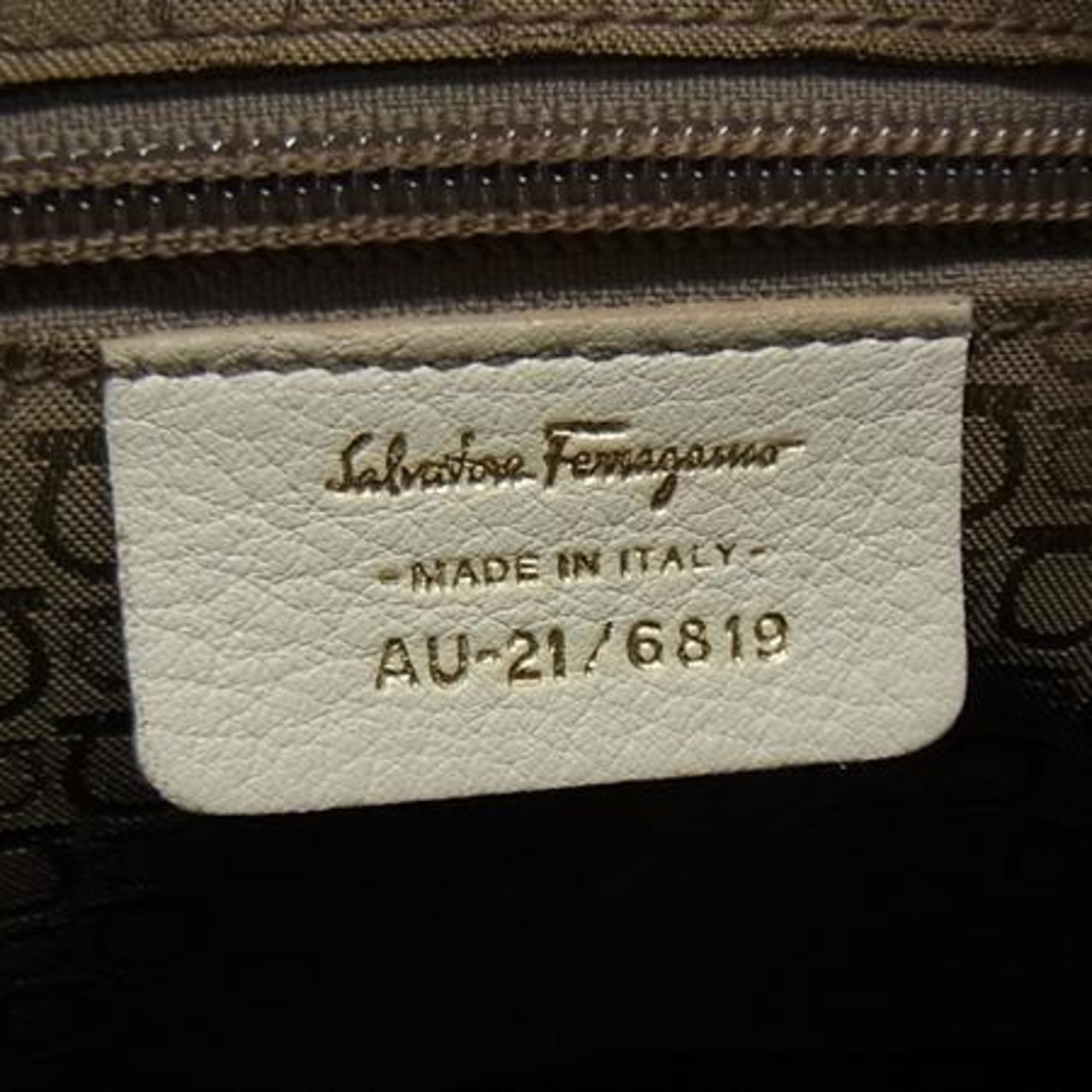 Salvatore Ferragamo Ivory Leather Handbag Shoulder Bag Tote Bag (Pre-Owned)
