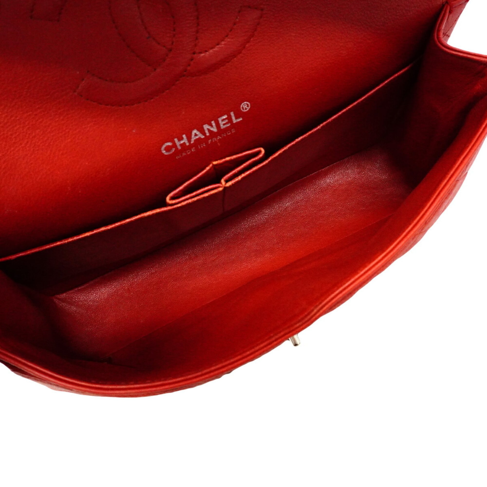 Chanel Red Color Leather Shoulder Bag (Pre-Owned)