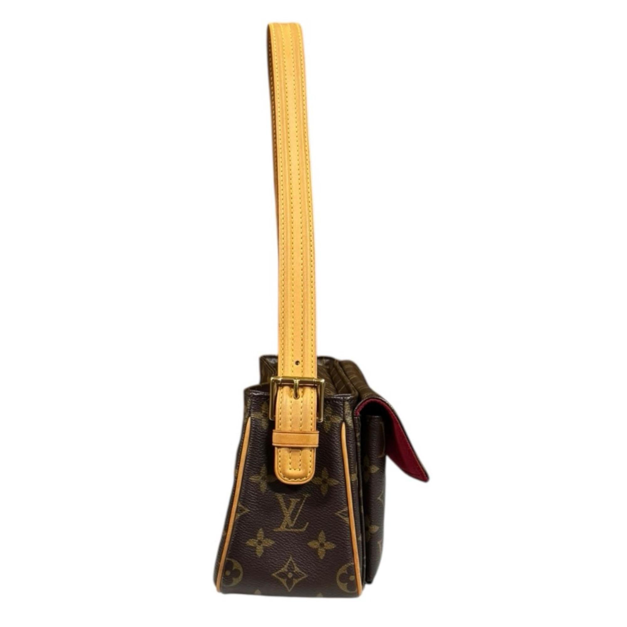 Louis Vuitton Brown Monogram Canvas Shoulder Bag (Pre-Owned)