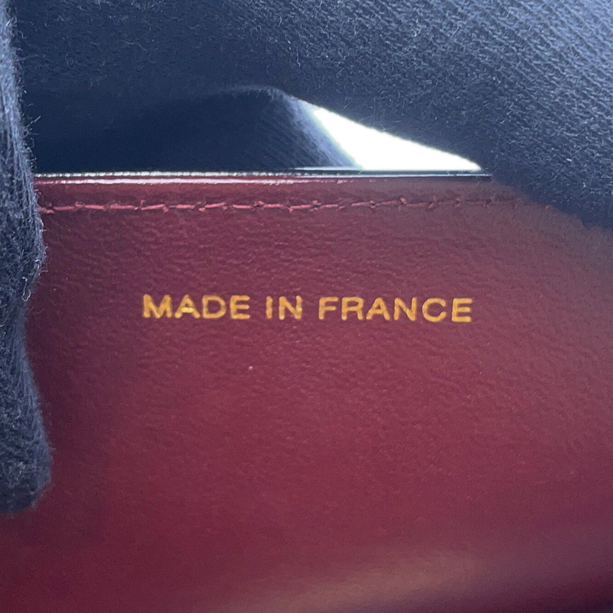 Chanel Black Leather Shoulder Bag (Pre-Owned)