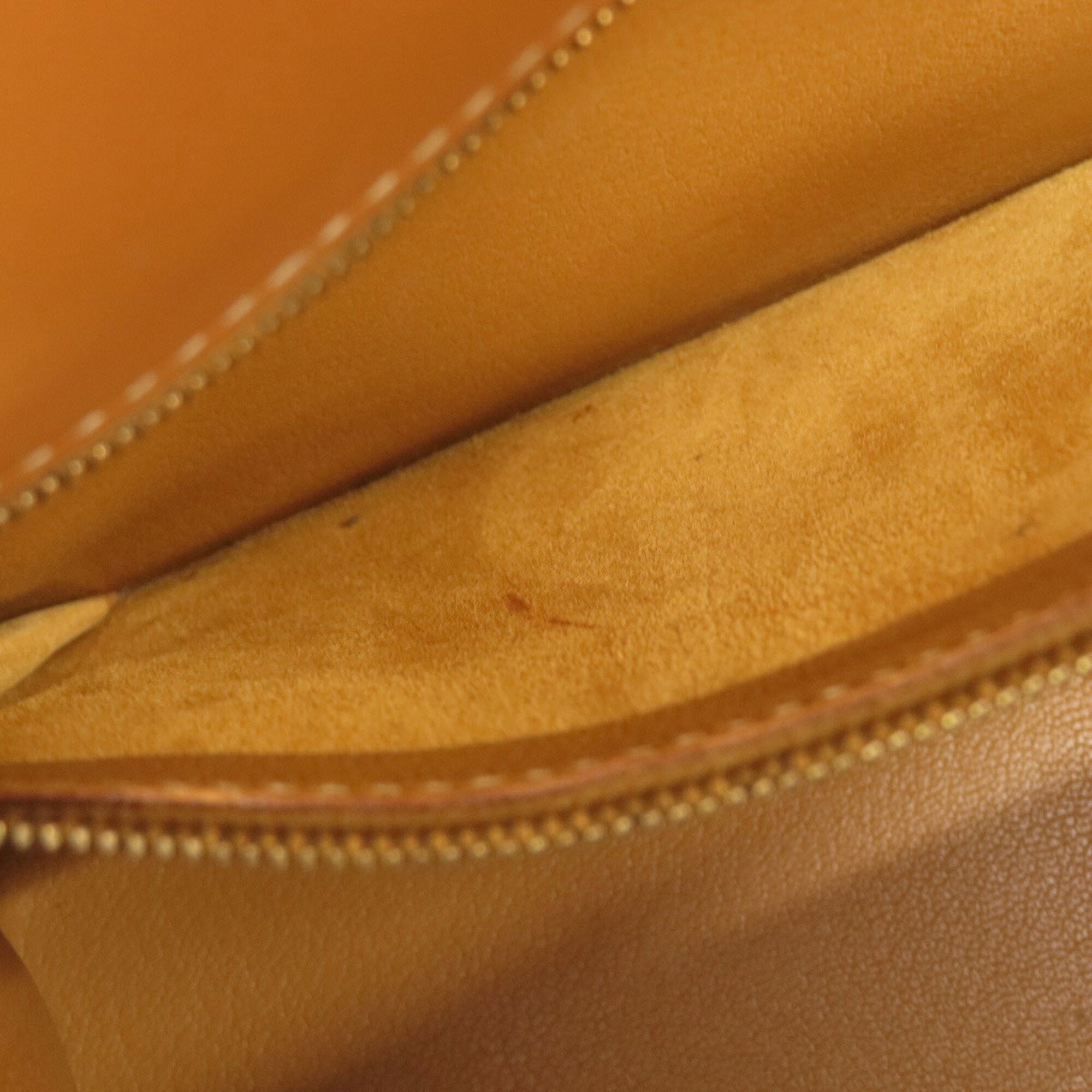 Hermes Natural Chamonix Leather Handbag (Pre-Owned)