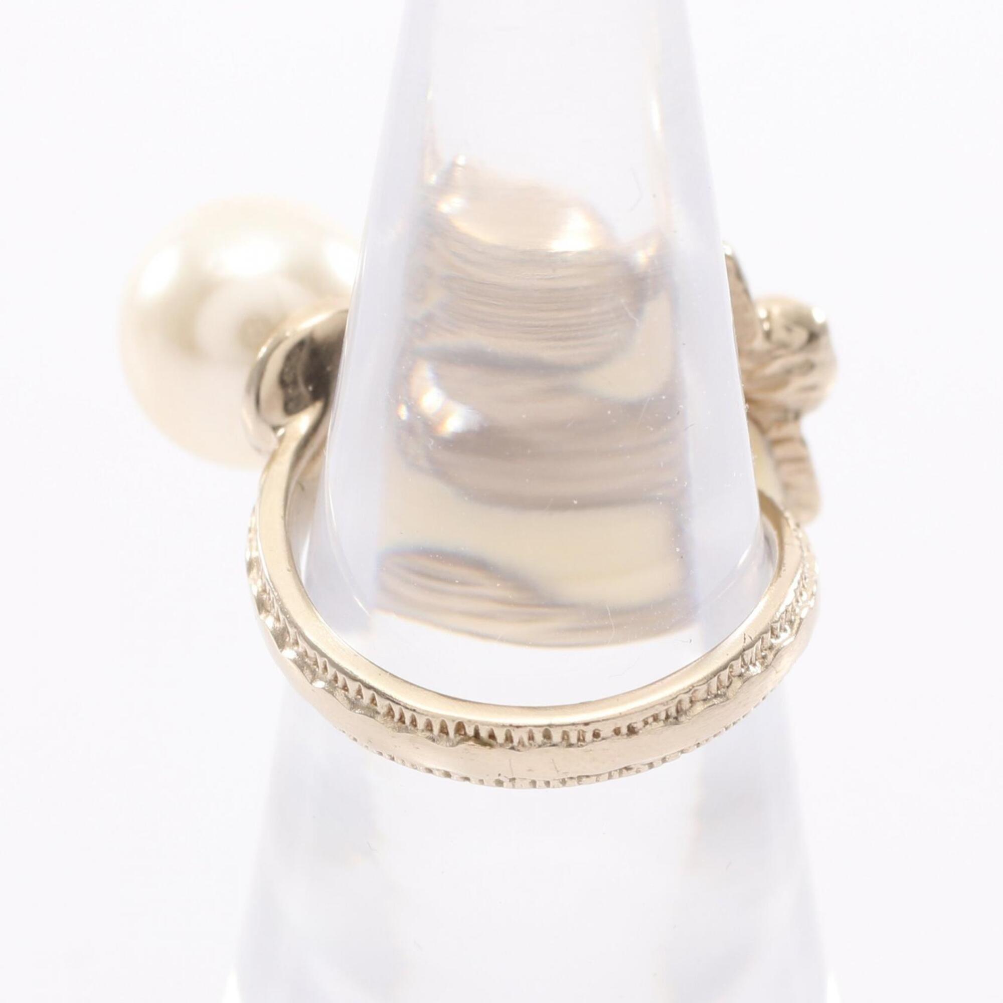 Chanel Gold White Artificial Pearl Gold Plating Band Ring (Pre-Owned)
