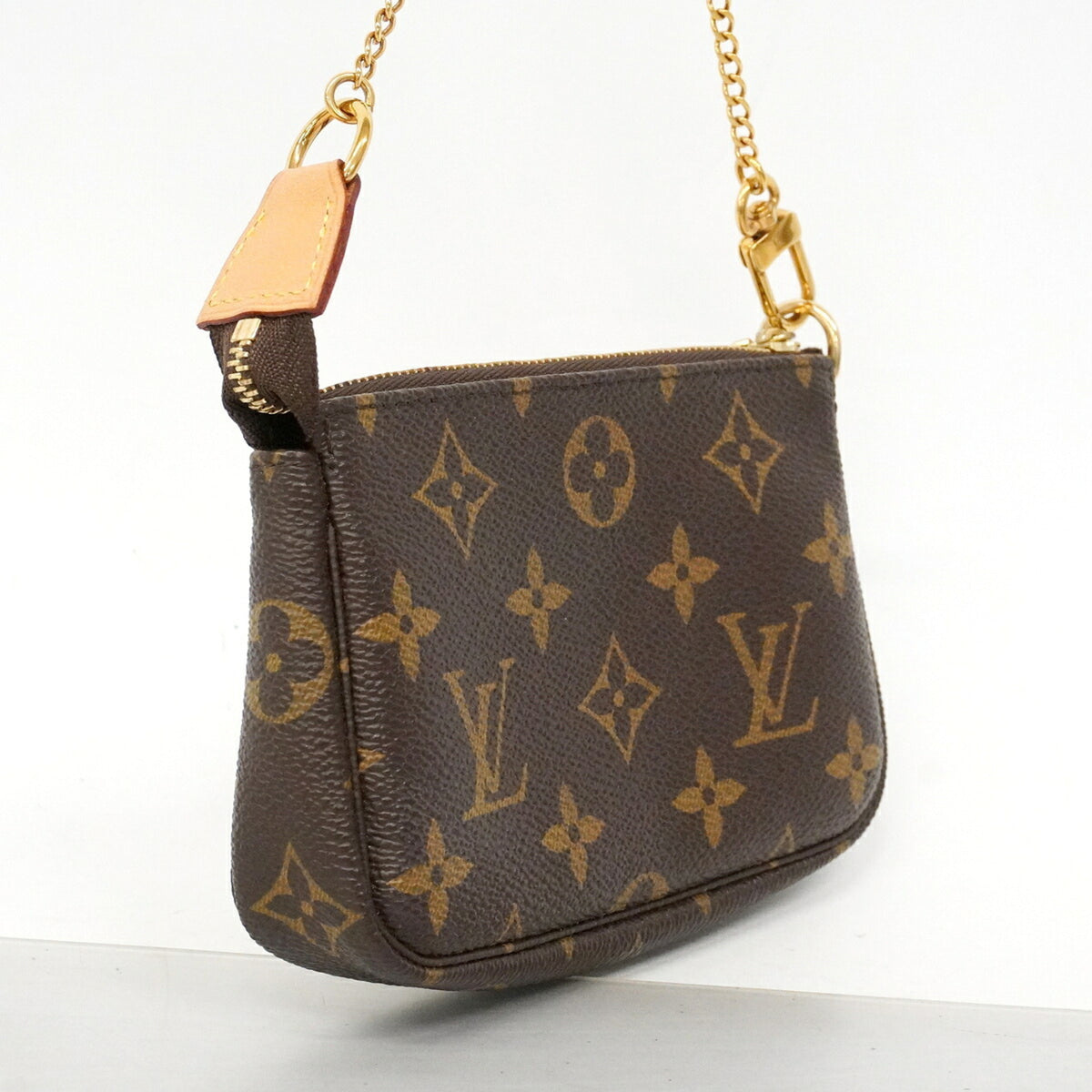 Louis Vuitton Brown Pouch (Pre-Owned)