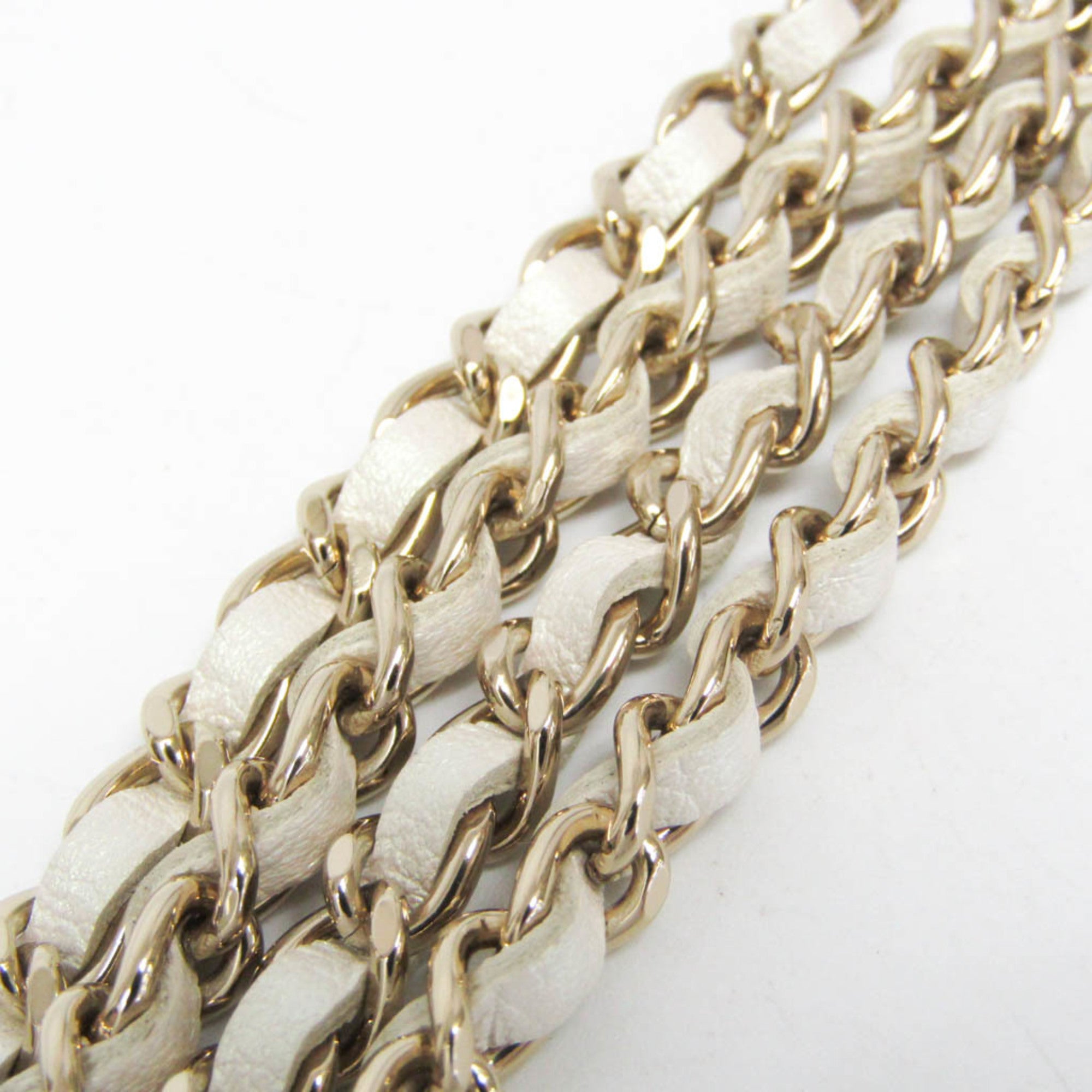 Chanel Chain Around Coin Purse With Chain Quilted Caviar White Leather Shoulder Bag Bag (Pre-Owned)