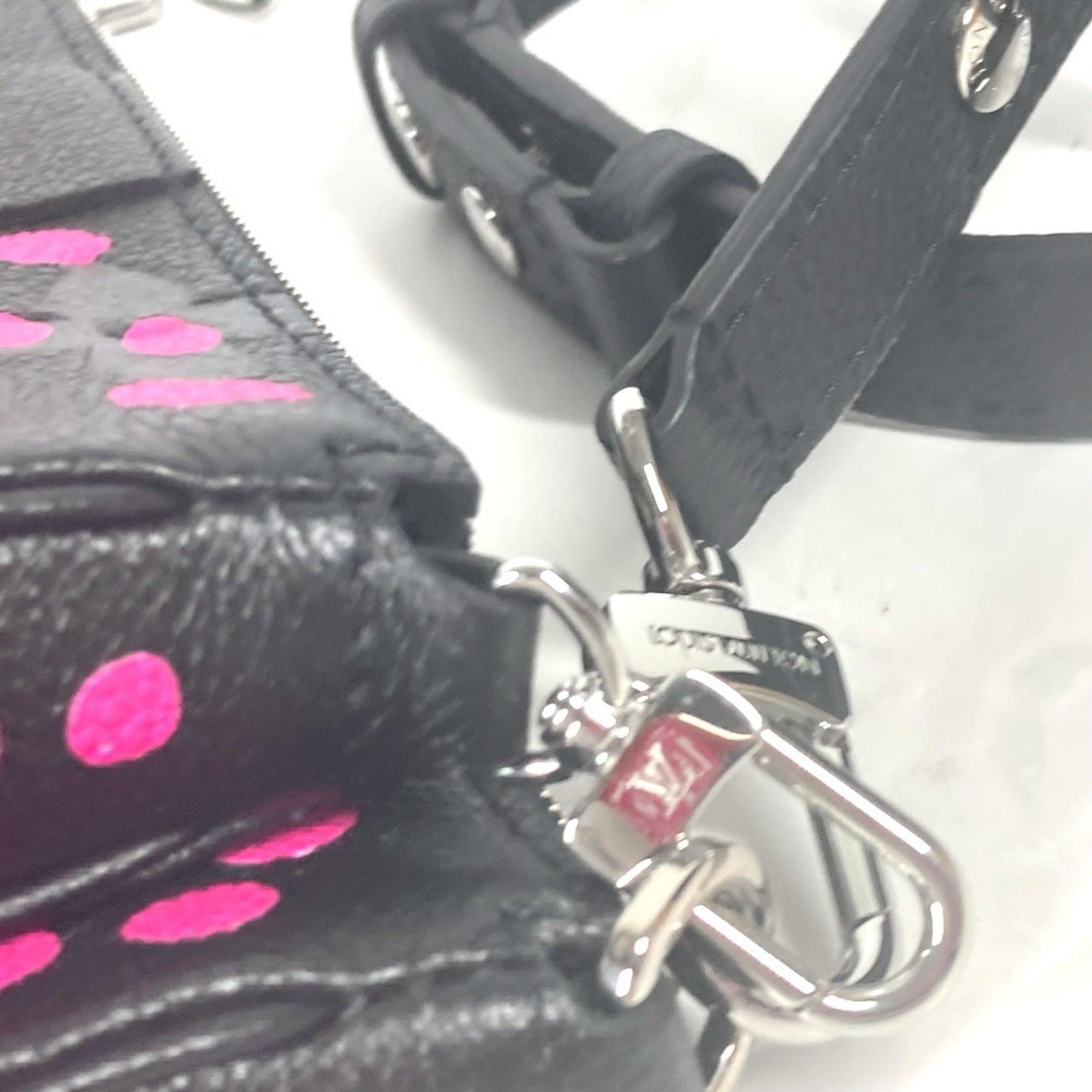Louis Vuitton Black Pink Monogram Empreinte Pochette Shoulder Bag (Pre-Owned)