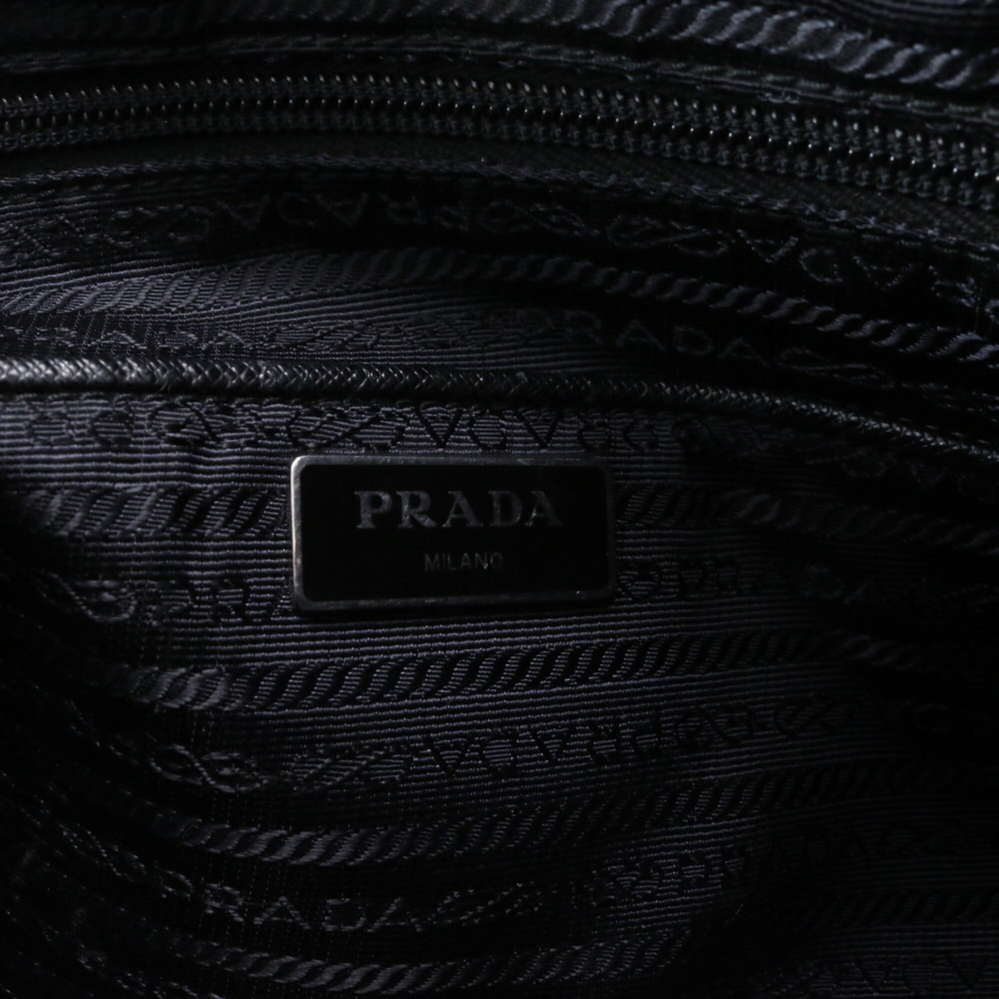 Prada Black Nylon Leather Messenger Bag Shoulder Bag (Pre-Owned)