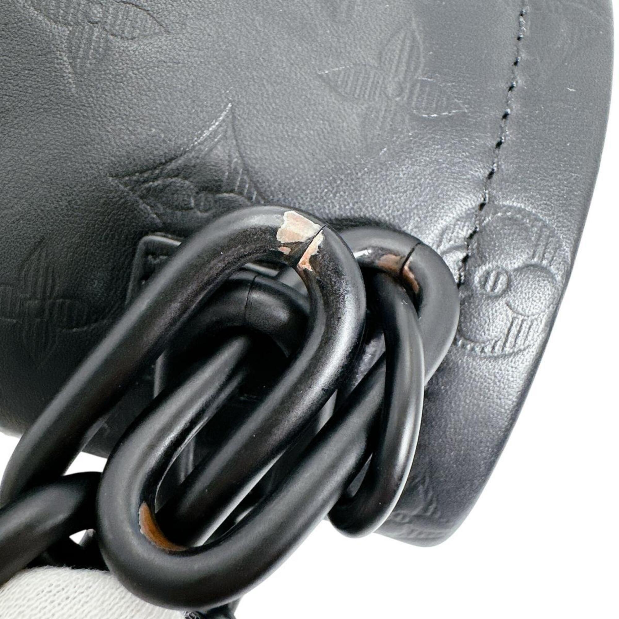Louis Vuitton Black Leather Shoulder Bag (Pre-Owned)