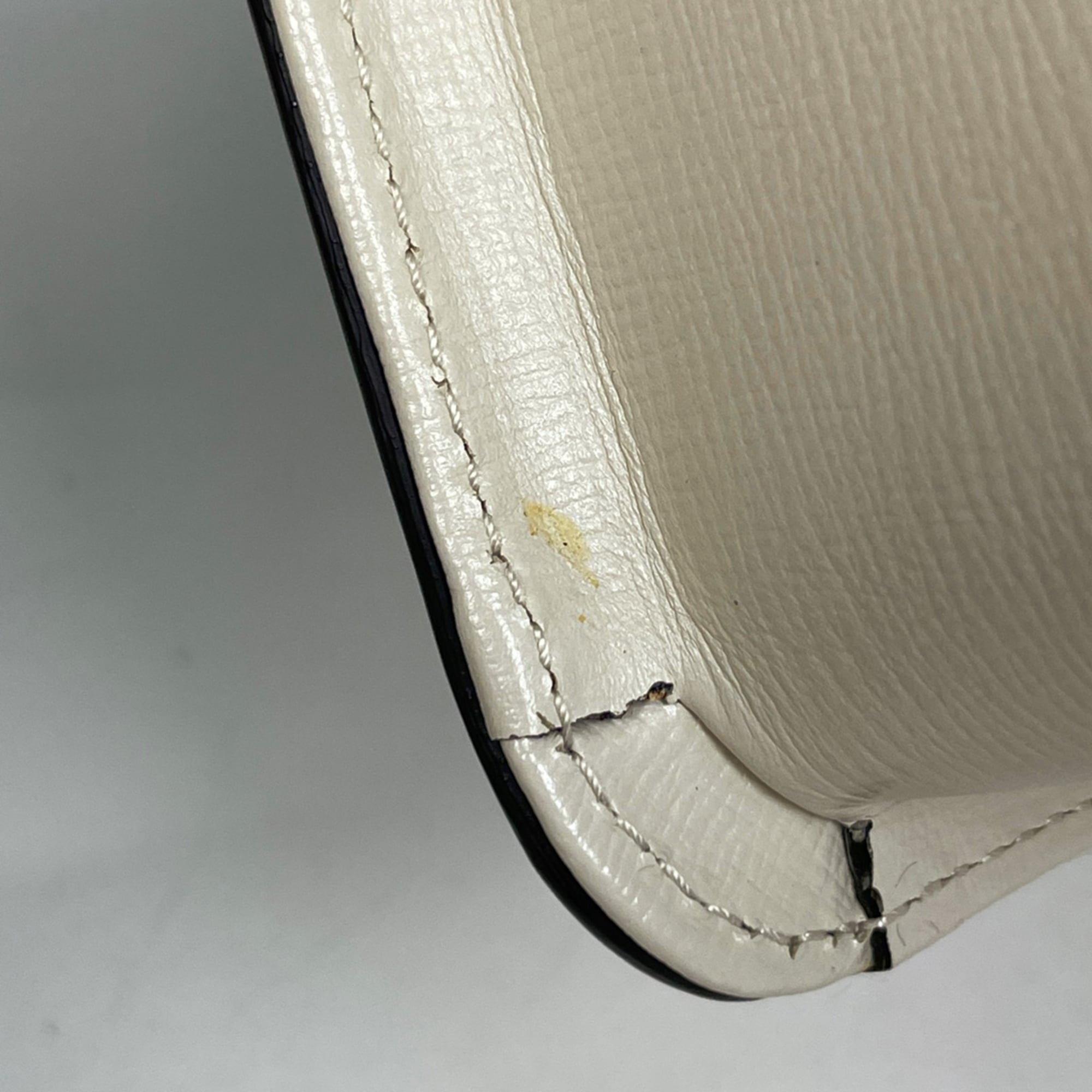 Gucci Horsebit Ivory Leather Handbag (Pre-Owned)
