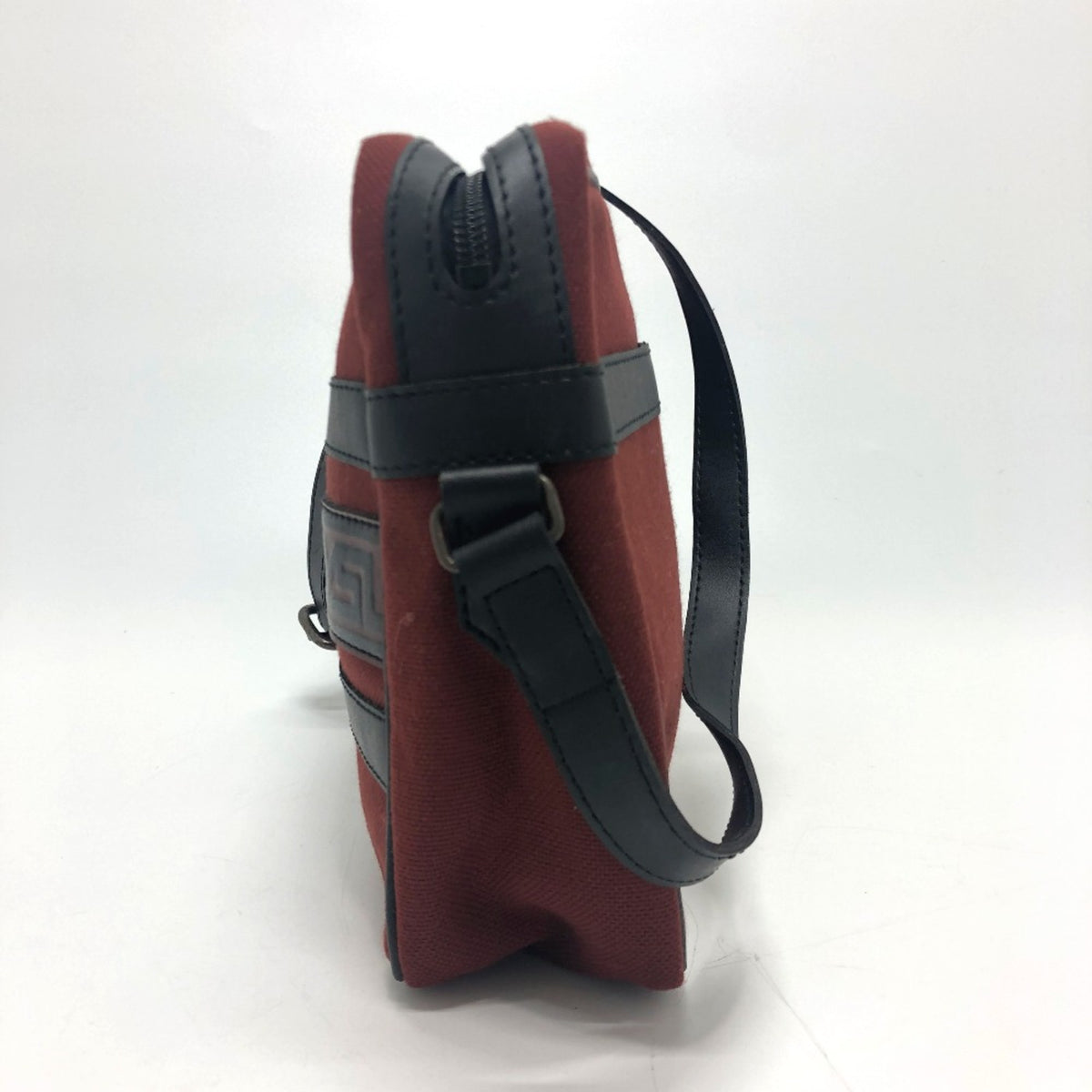 Yves Saint Laurent Red Other Shoulder Bag (Pre-Owned)