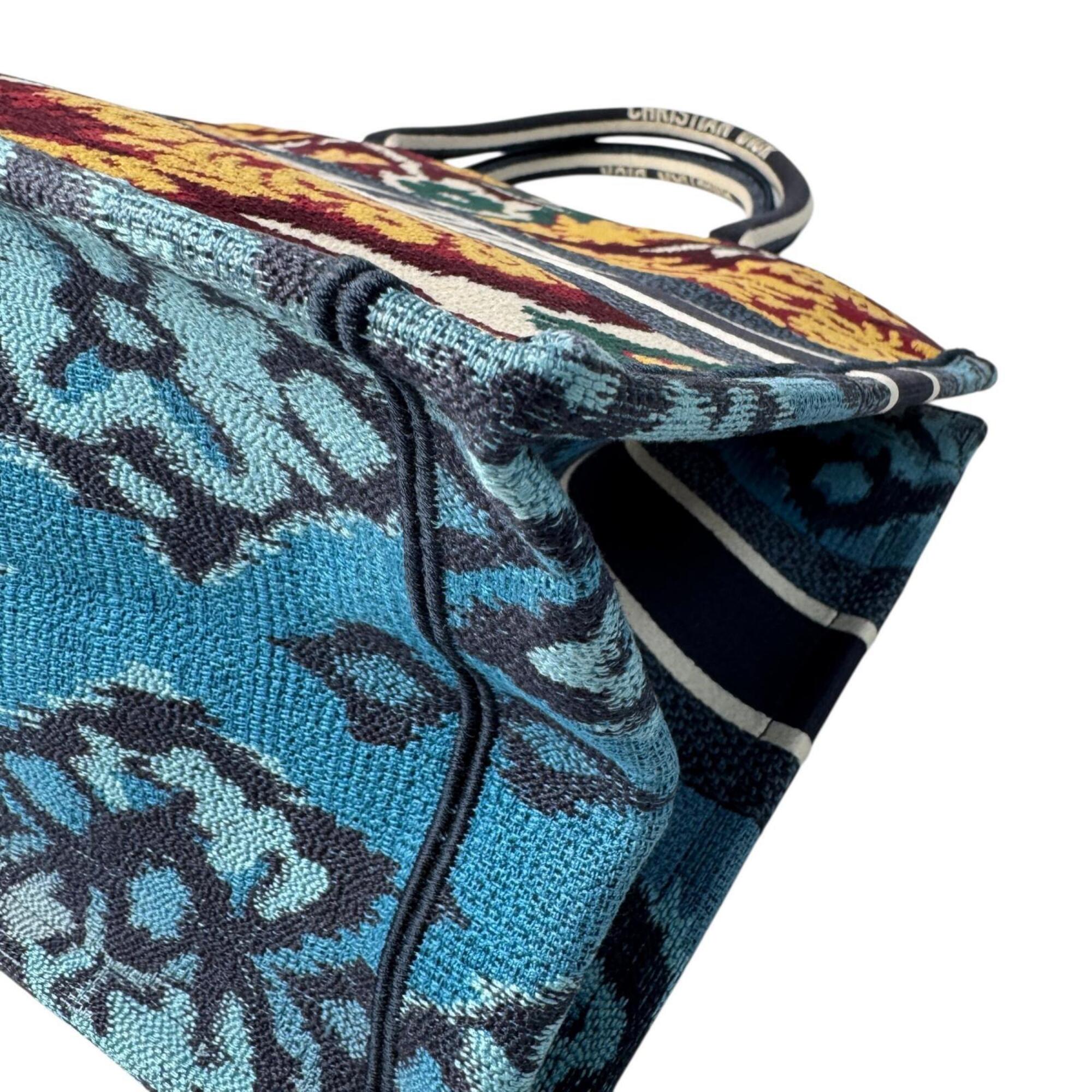 Christian Dior Multi-Color Canvas Tote Bag (Pre-Owned)