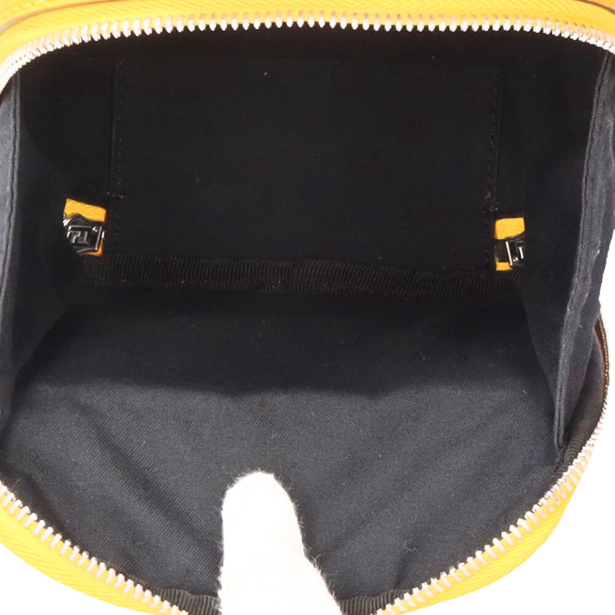 Fendi Yellow Leather Shoulder Bag (Pre-Owned)