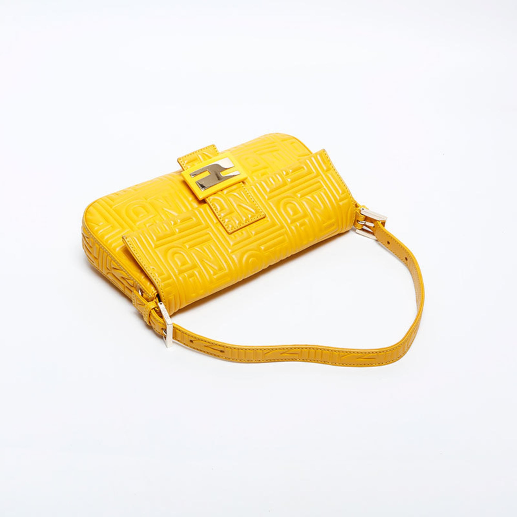 Fendi Yellow Leather Shoulder Bag (Pre-Owned)