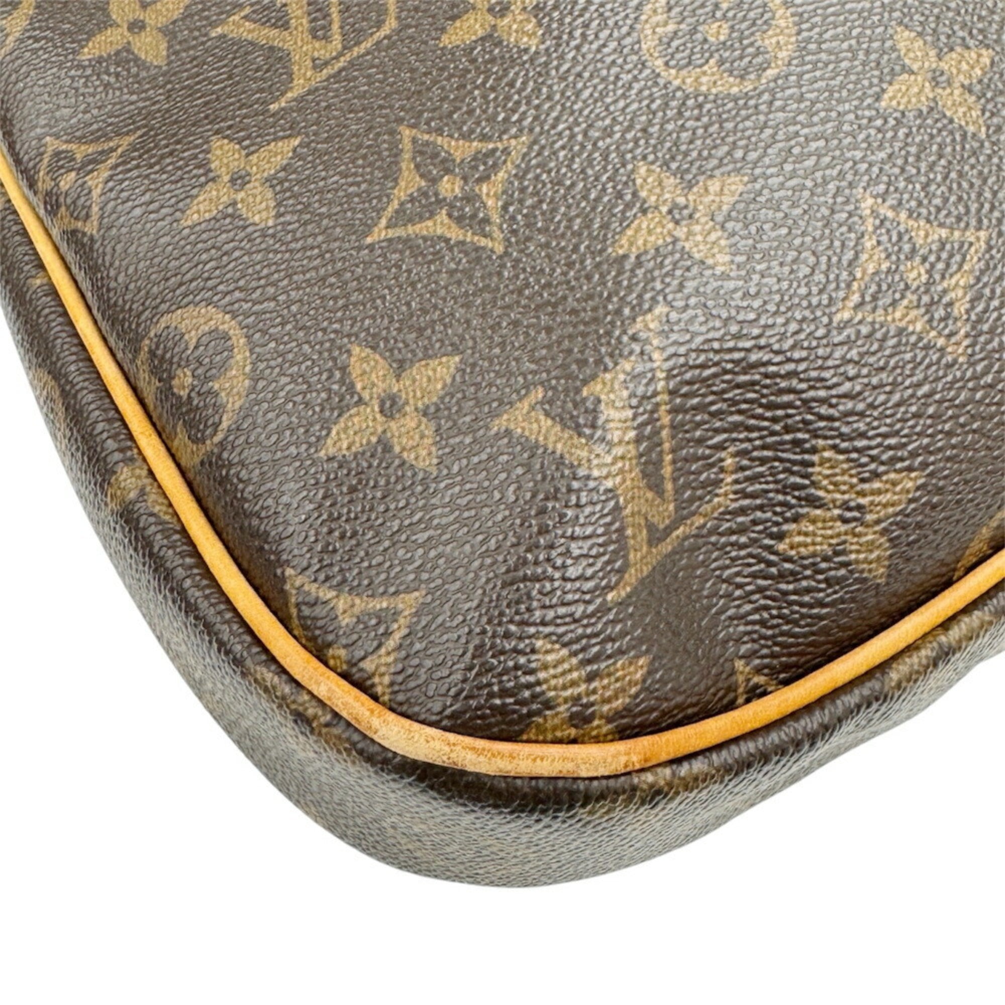 Louis Vuitton Brown Monogram Canvas Shoulder Bag (Pre-Owned)
