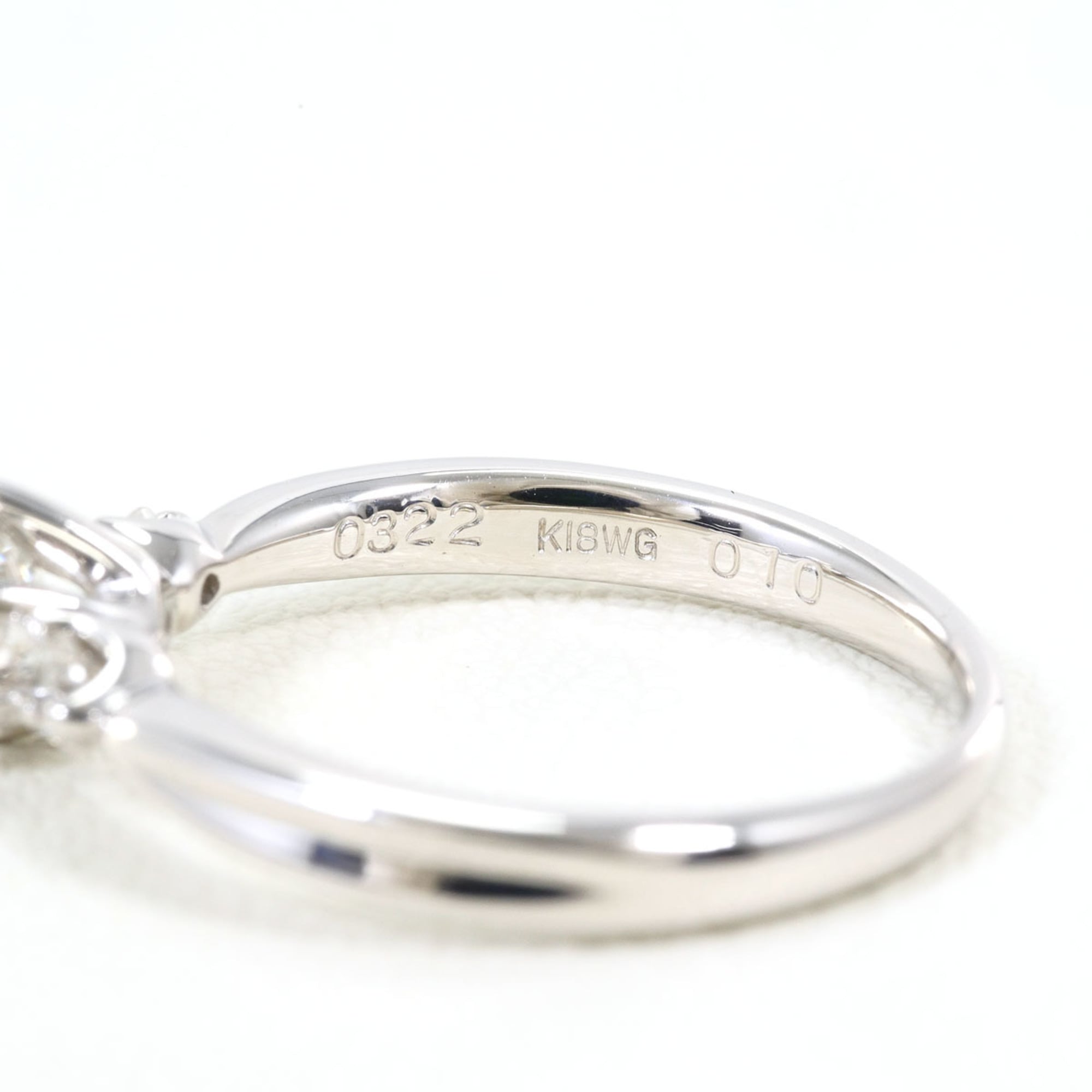 Unbranded White Gold White Gold (18K) Band Ring (Pre-Owned)