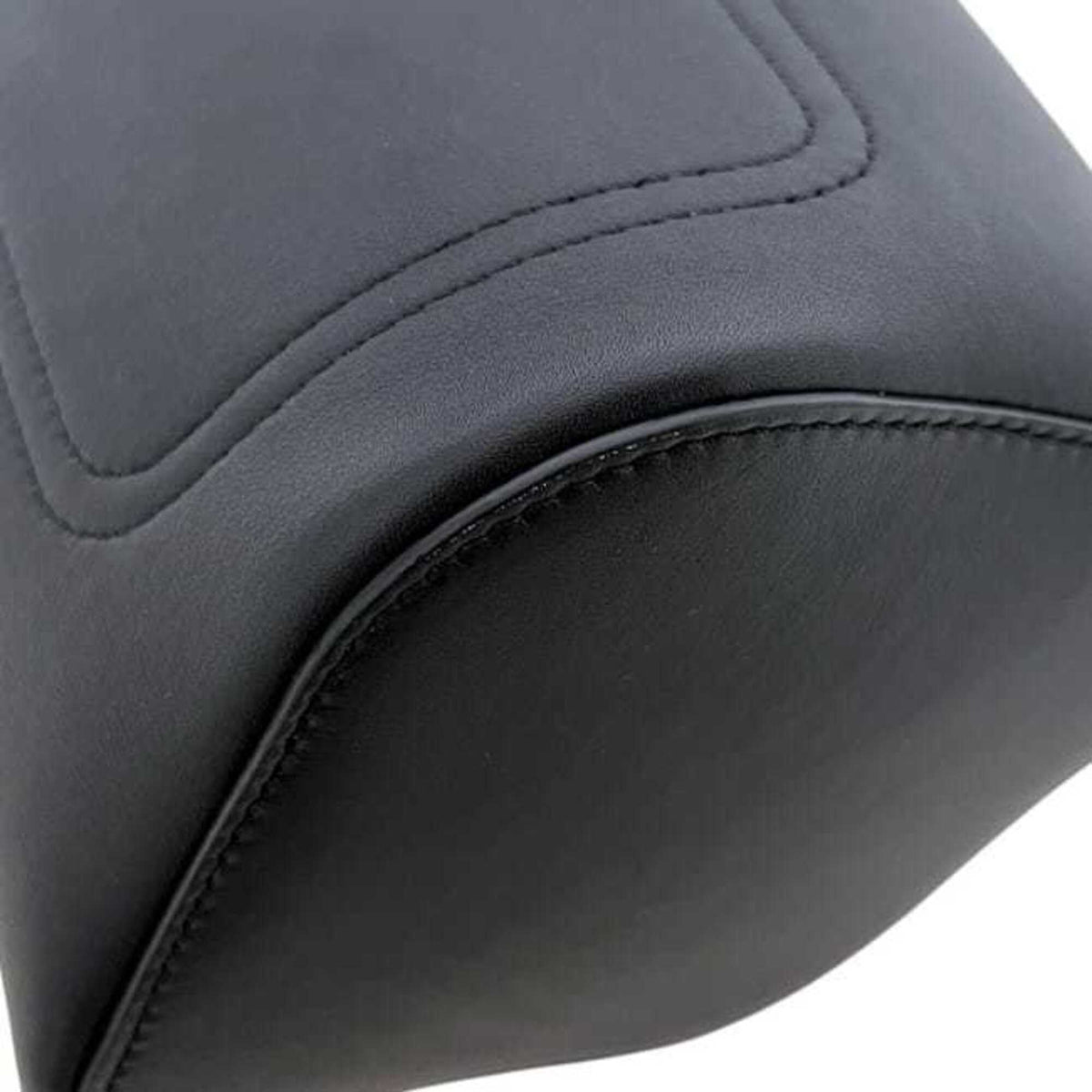 Loewe Black Leather Shoulder Bag (Pre-Owned)