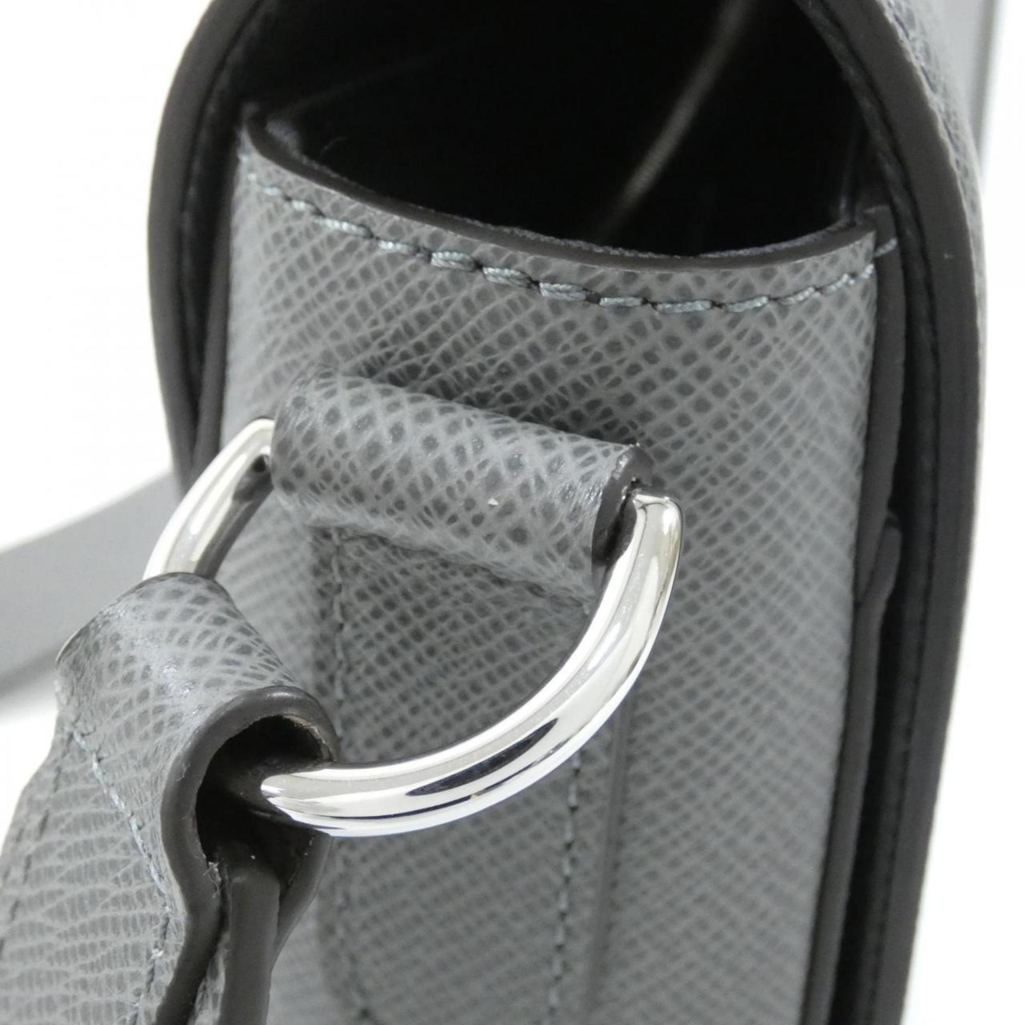 Louis Vuitton Taiga Gris Leather Shoulder Bag (Pre-Owned)