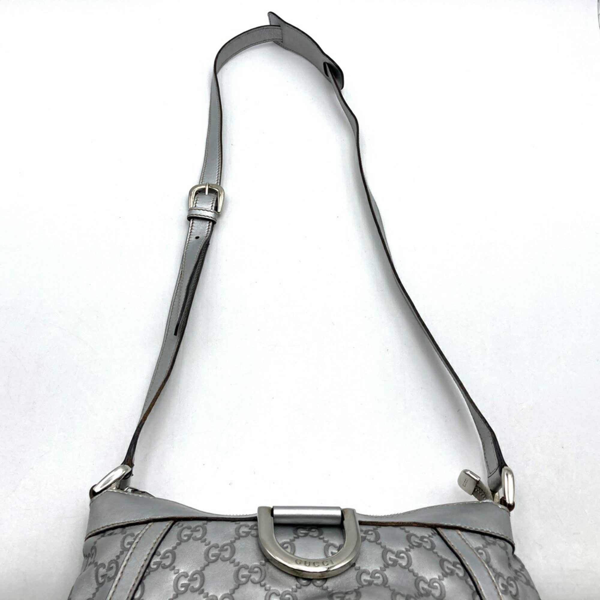 Gucci Abbey Silver Leather Shoulder Bag (Pre-Owned)