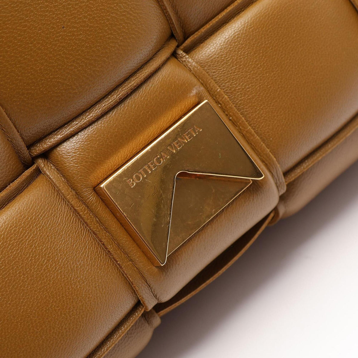 Bottega Veneta Brown Leather Handbag Shoulder Bag (Pre-Owned)