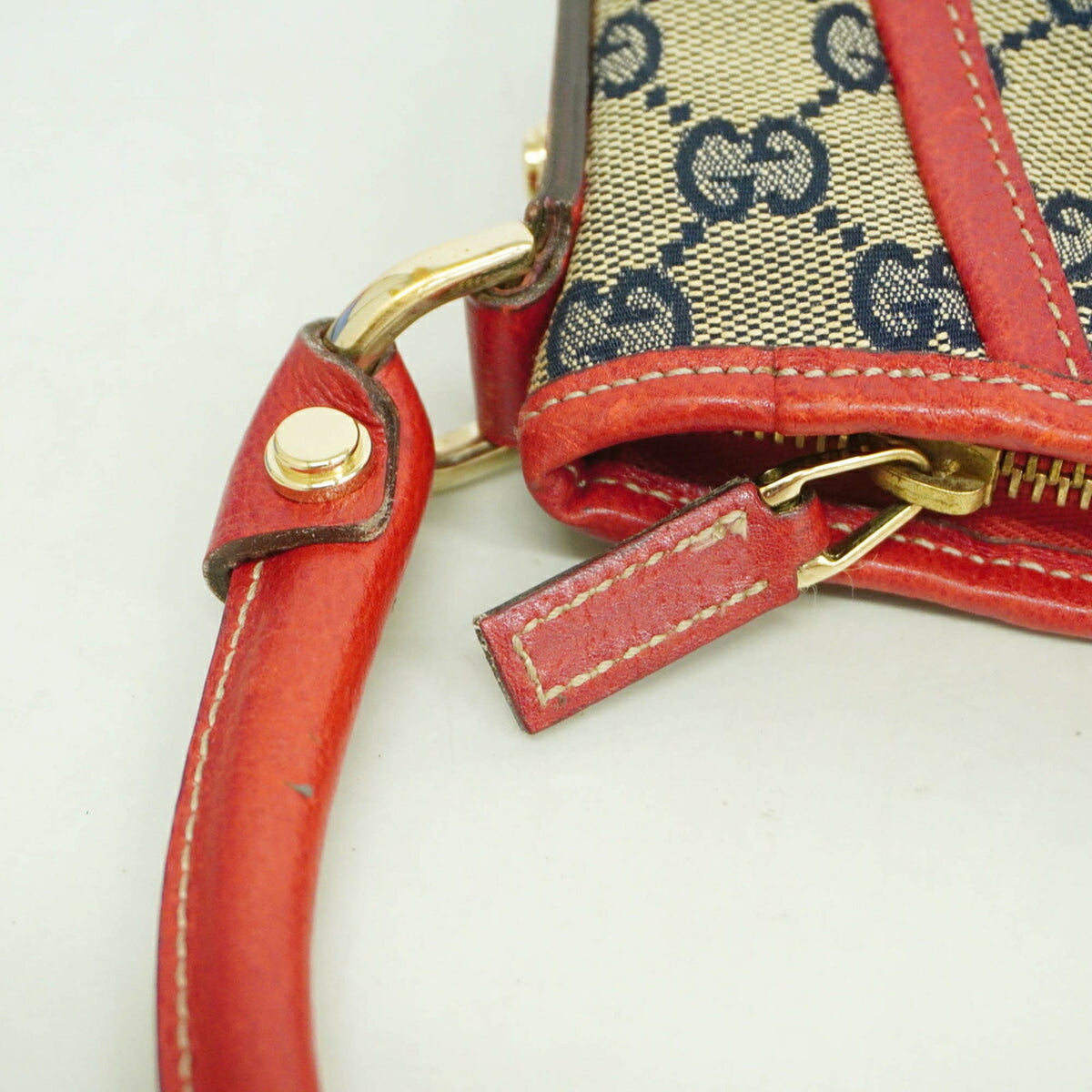 Gucci Navy Red Color Canvas Shoulder Bag (Pre-Owned)