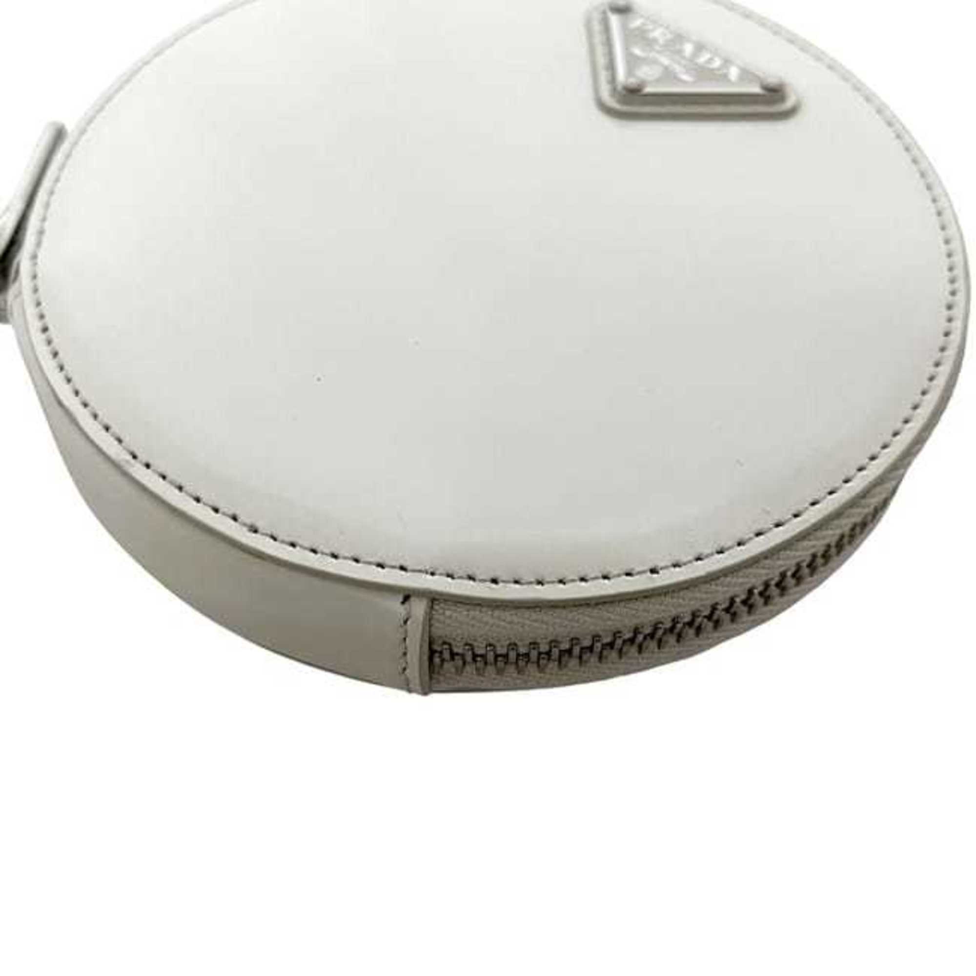Prada White Leather Pochette Shoulder Bag (Pre-Owned)
