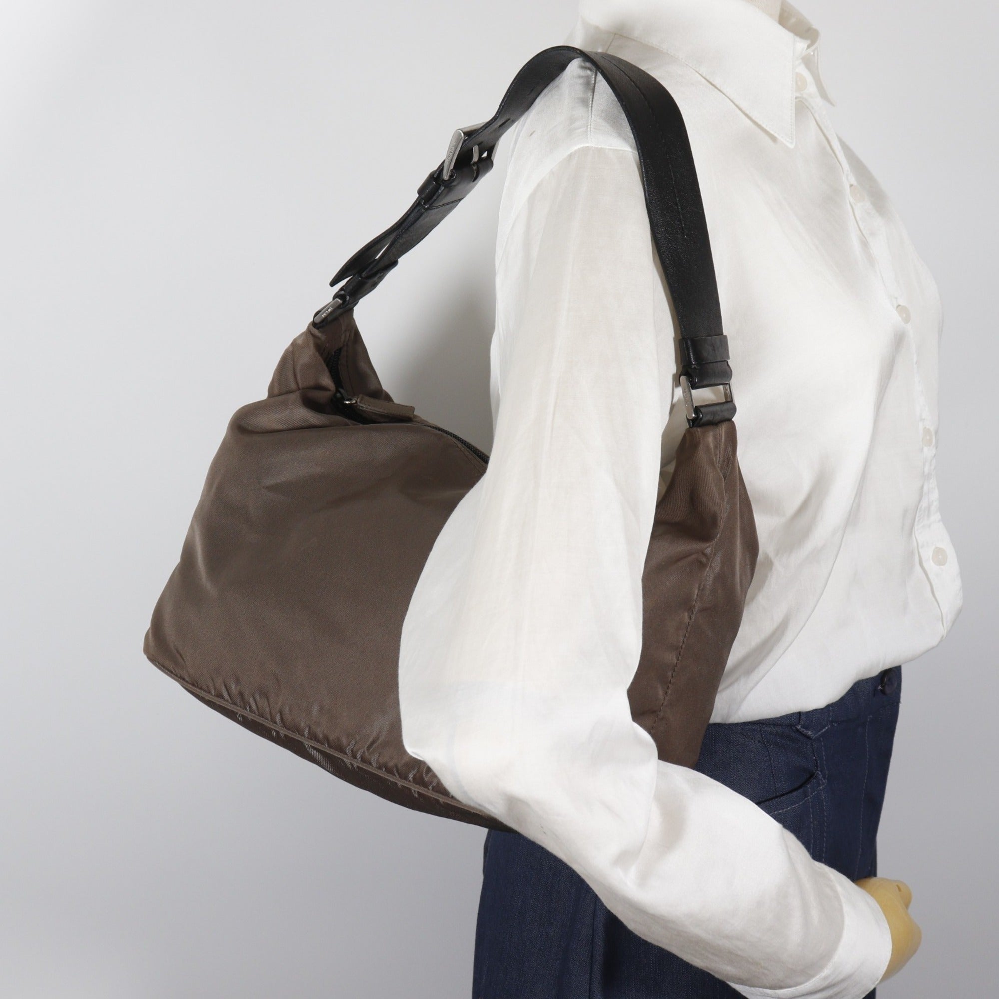 Prada Brown Nylon Shoulder Bag (Pre-Owned)
