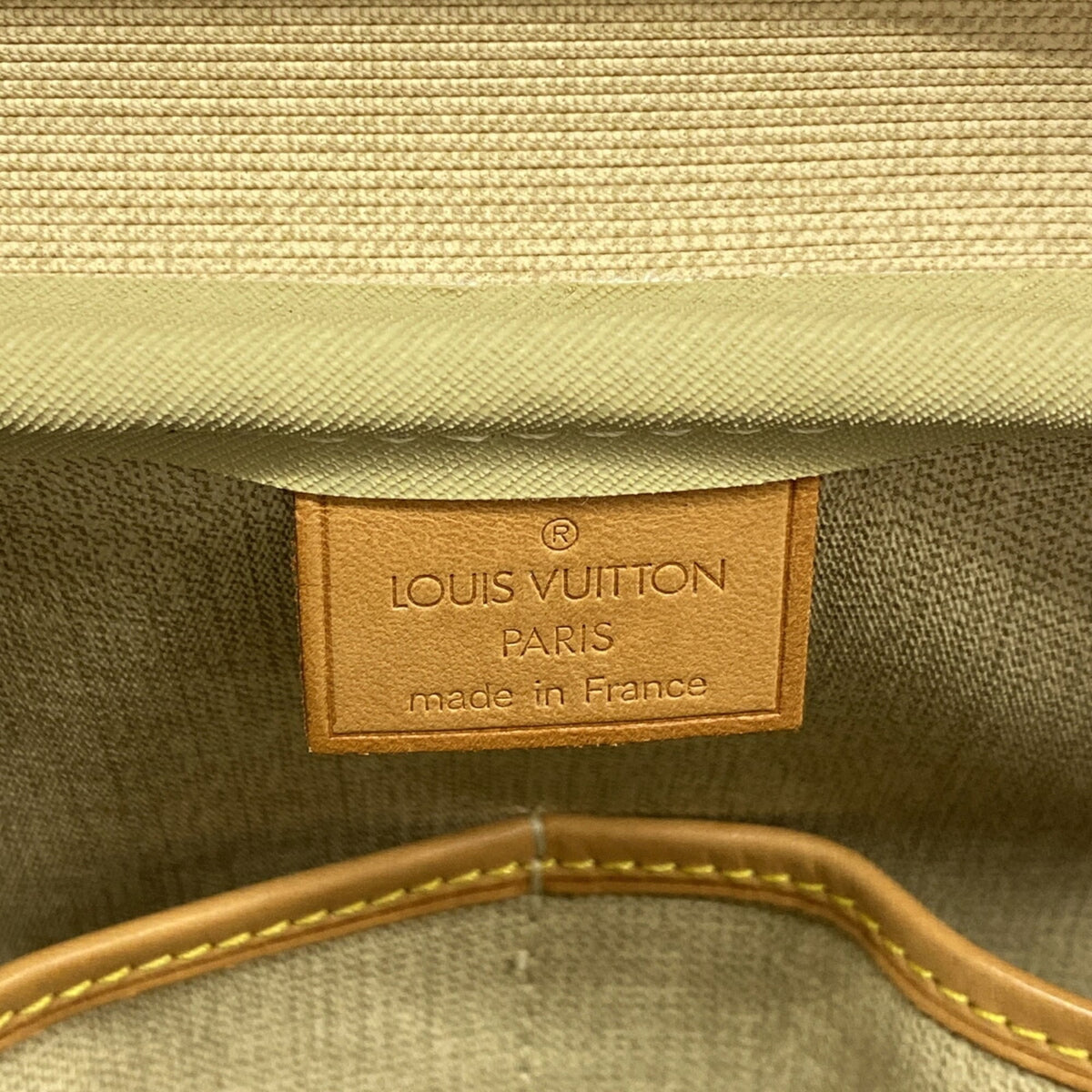 Louis Vuitton Brown Handbag (Pre-Owned)