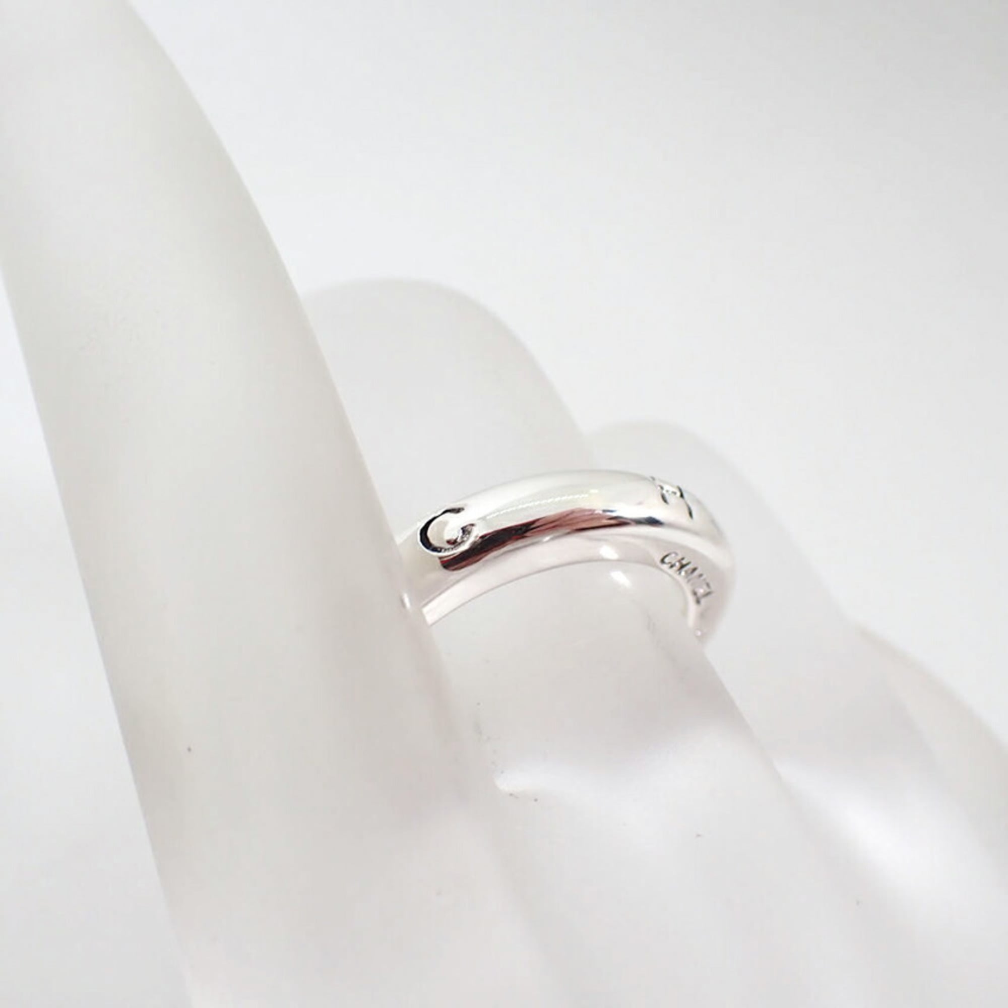 Chanel Sterling Silver 925 Band Ring (Pre-Owned)