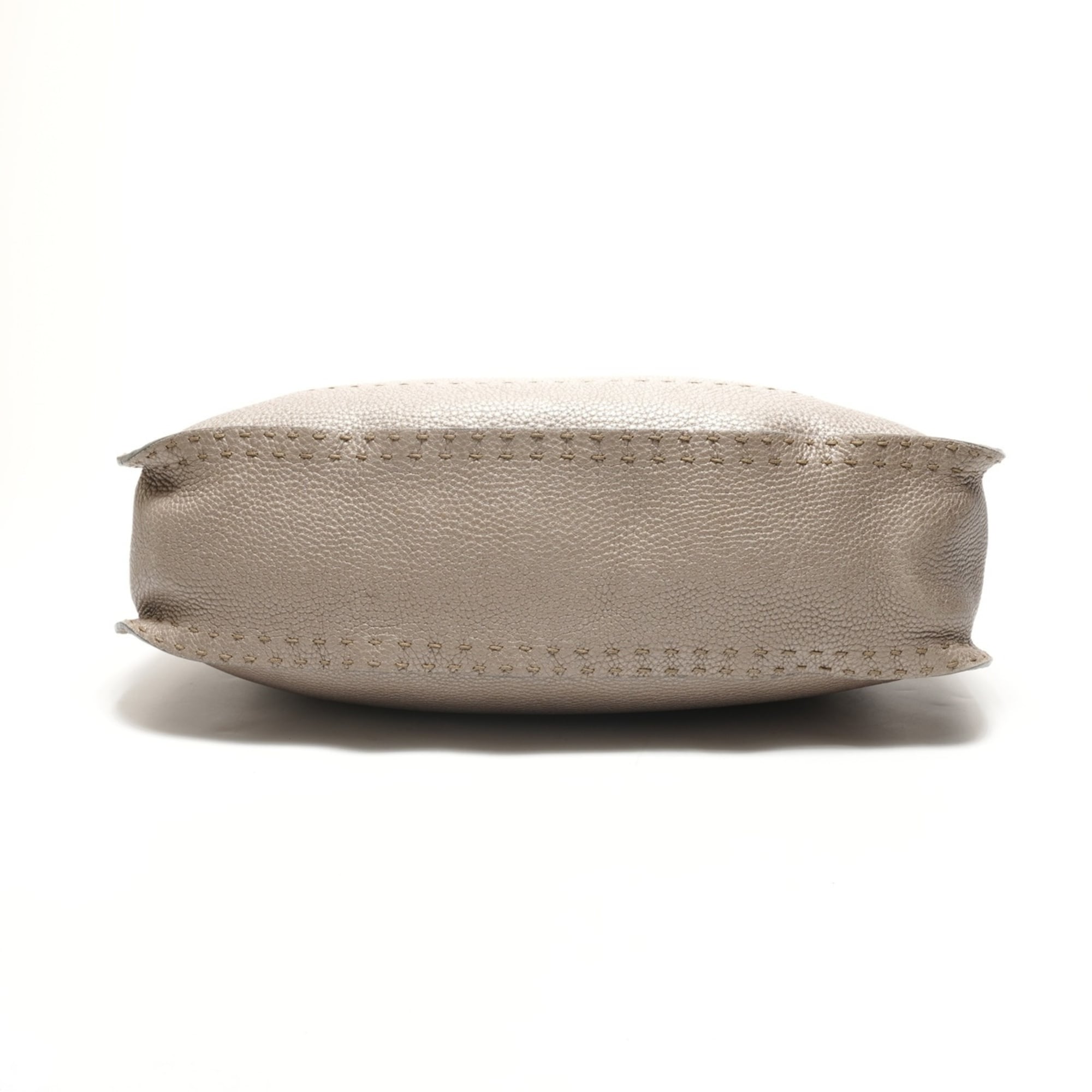Fendi Selleria Silver Shoulder Bag (Pre-Owned)