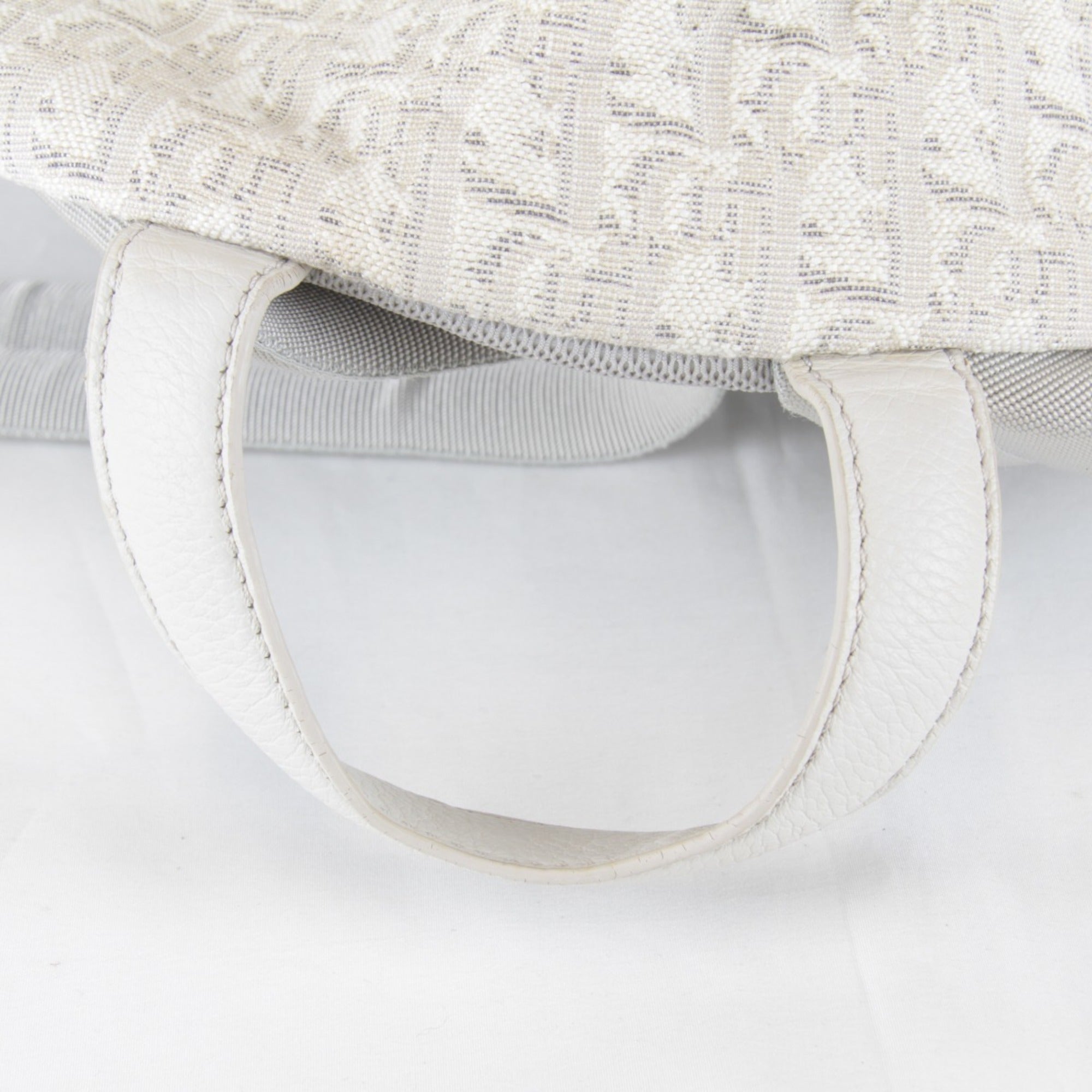 Christian Dior White Canvas Leather Backpack (Pre-Owned)