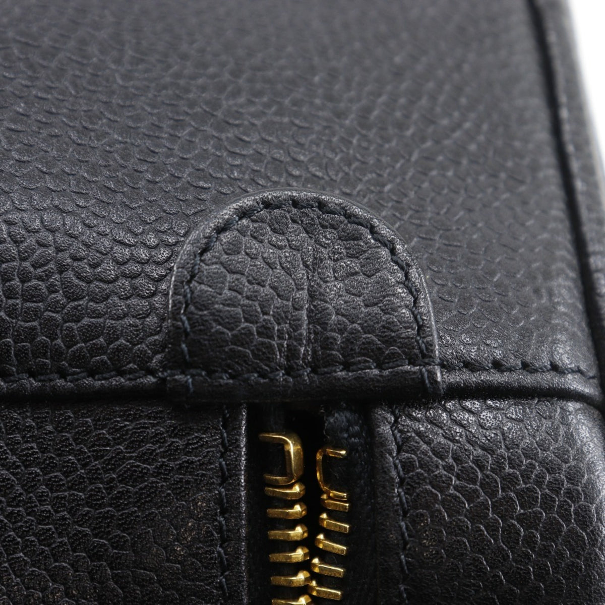 Chanel Black Grained Calfskin Handbag Pouch (Pre-Owned)
