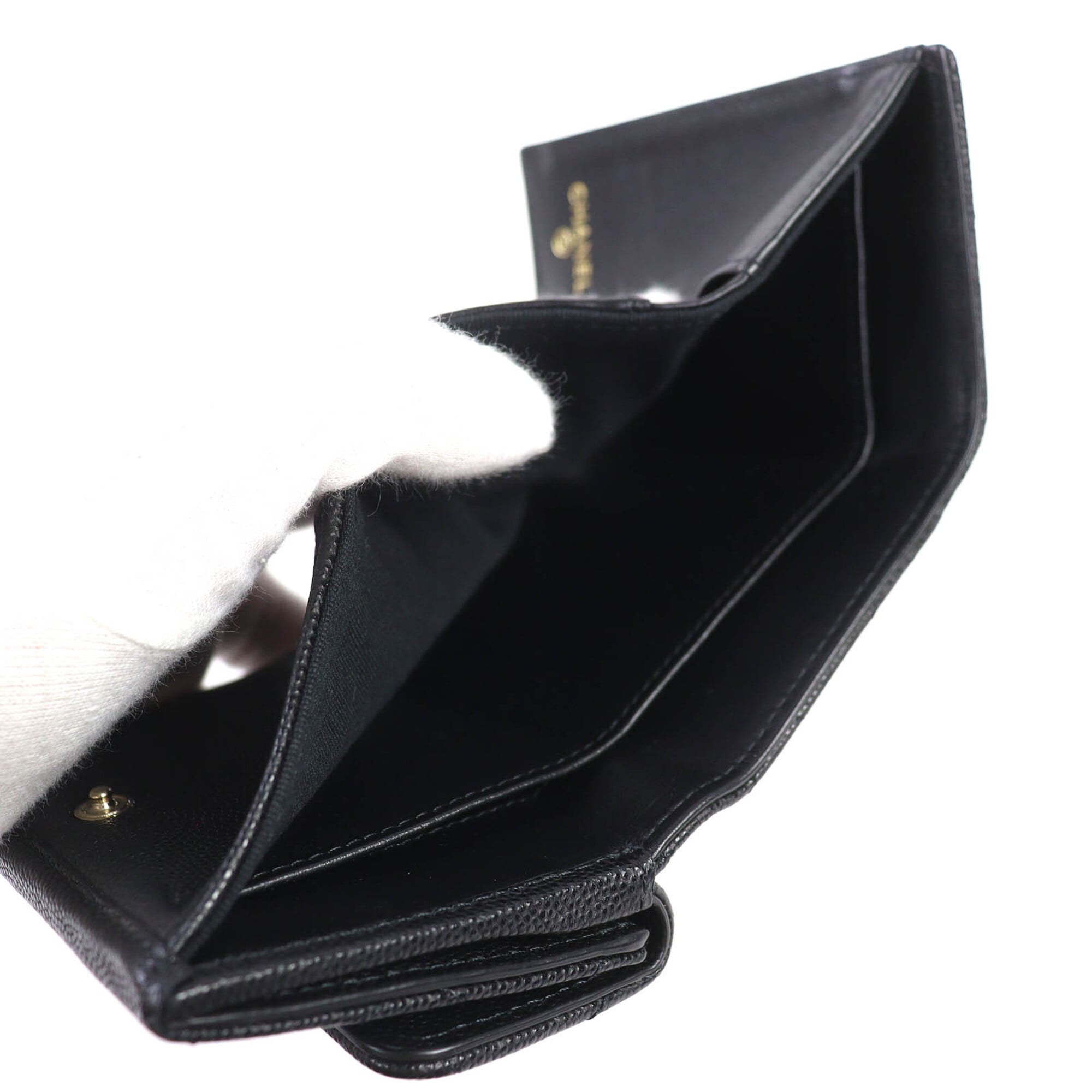 Chanel Matelasse Black Grained Calfskin Wallet (Tri-Fold) (Pre-Owned)