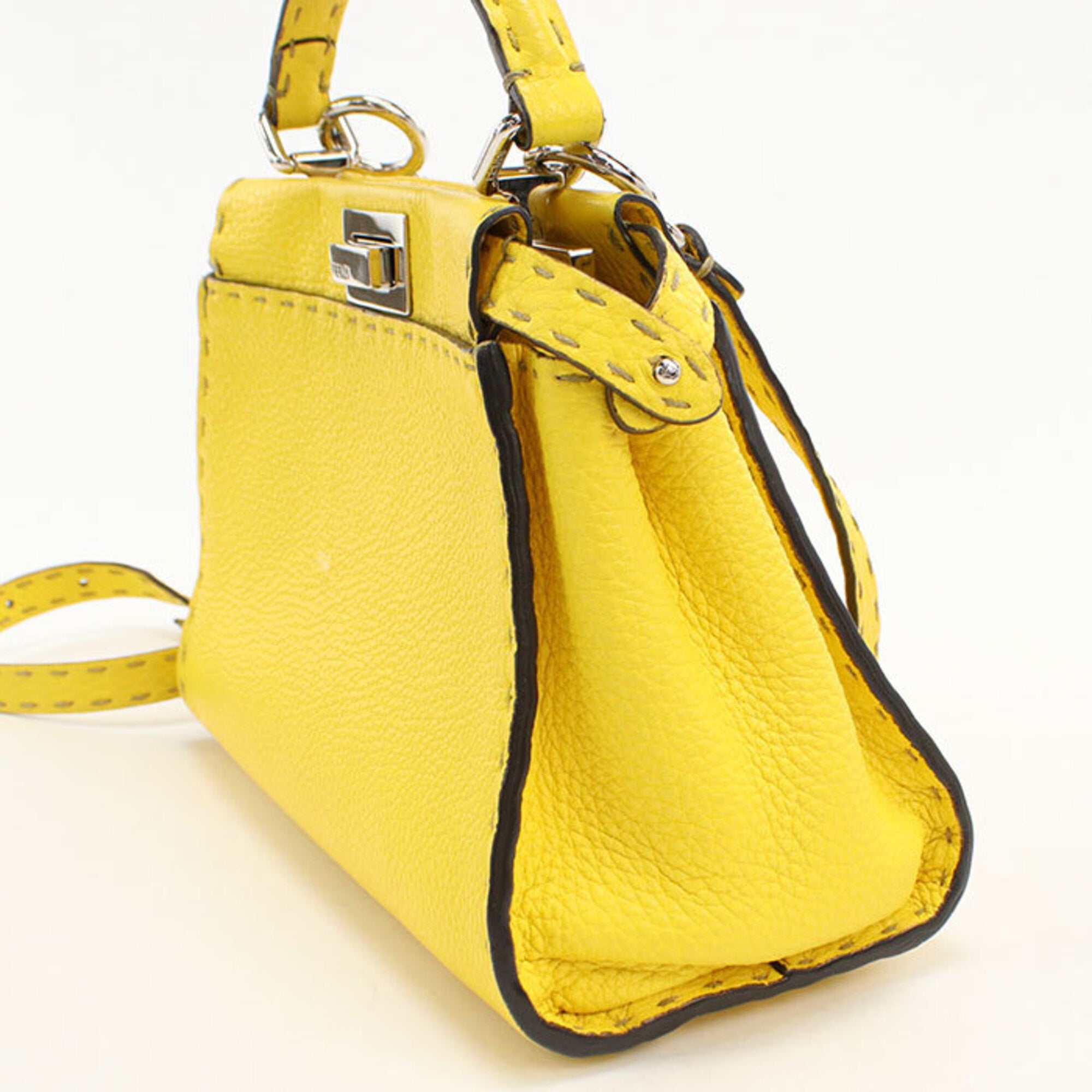 Fendi Yellow Leather Handbag (Pre-Owned)