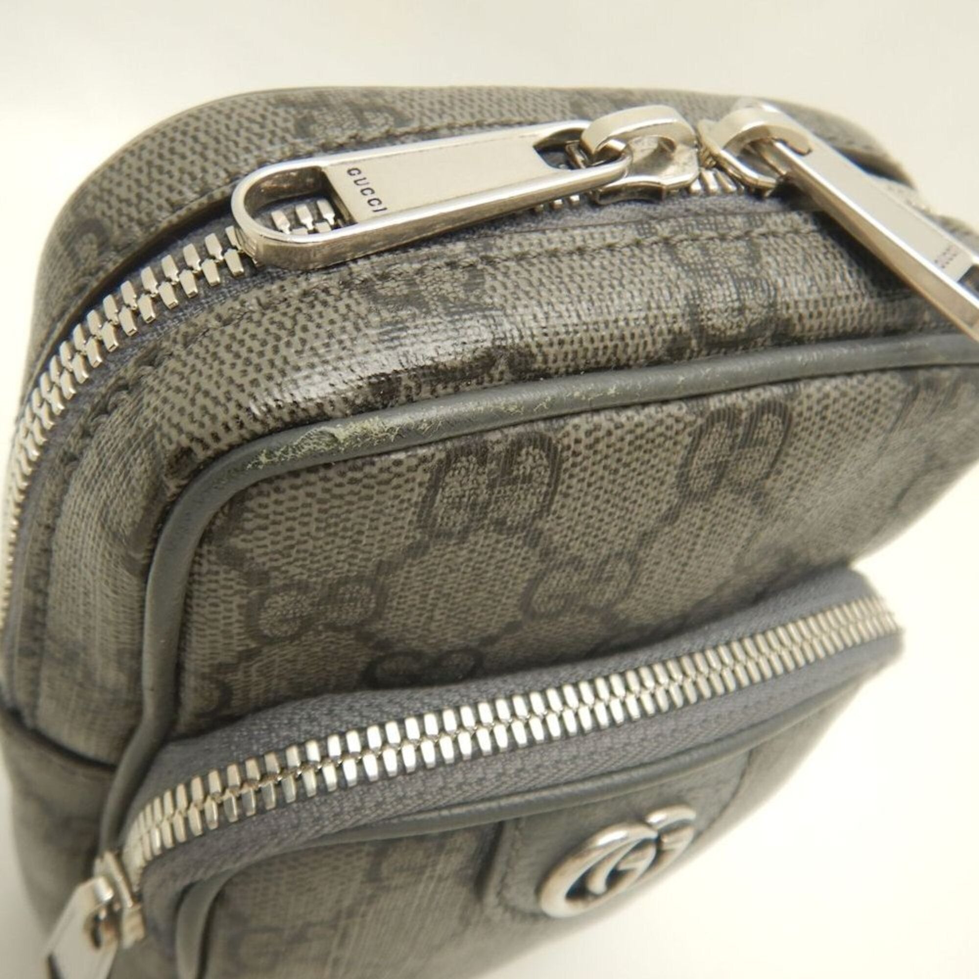 Gucci Gray Gg Supreme Canvas Sling Bag (Pre-Owned)
