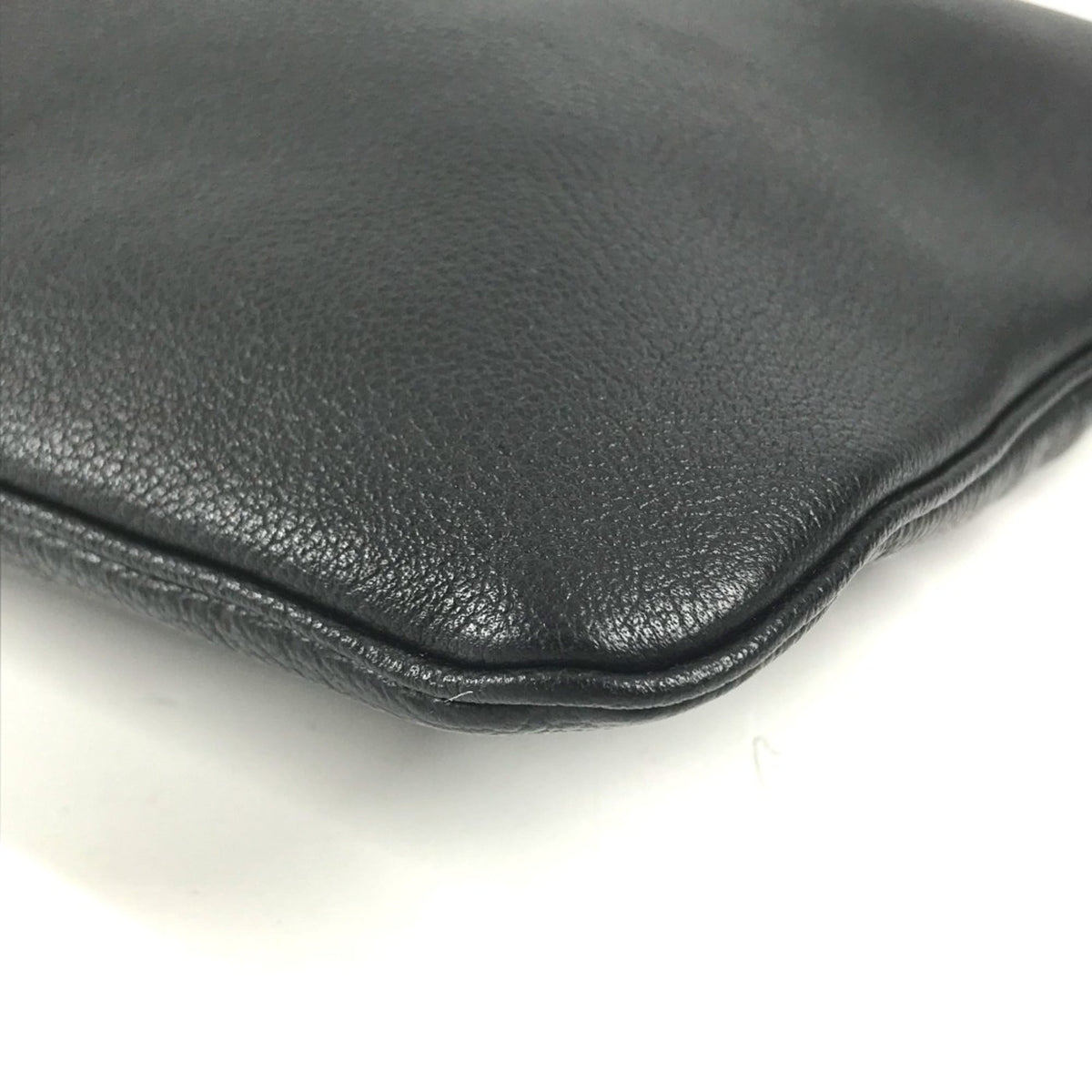 Versace Black Leather Clutch Bag Handbag (Pre-Owned)