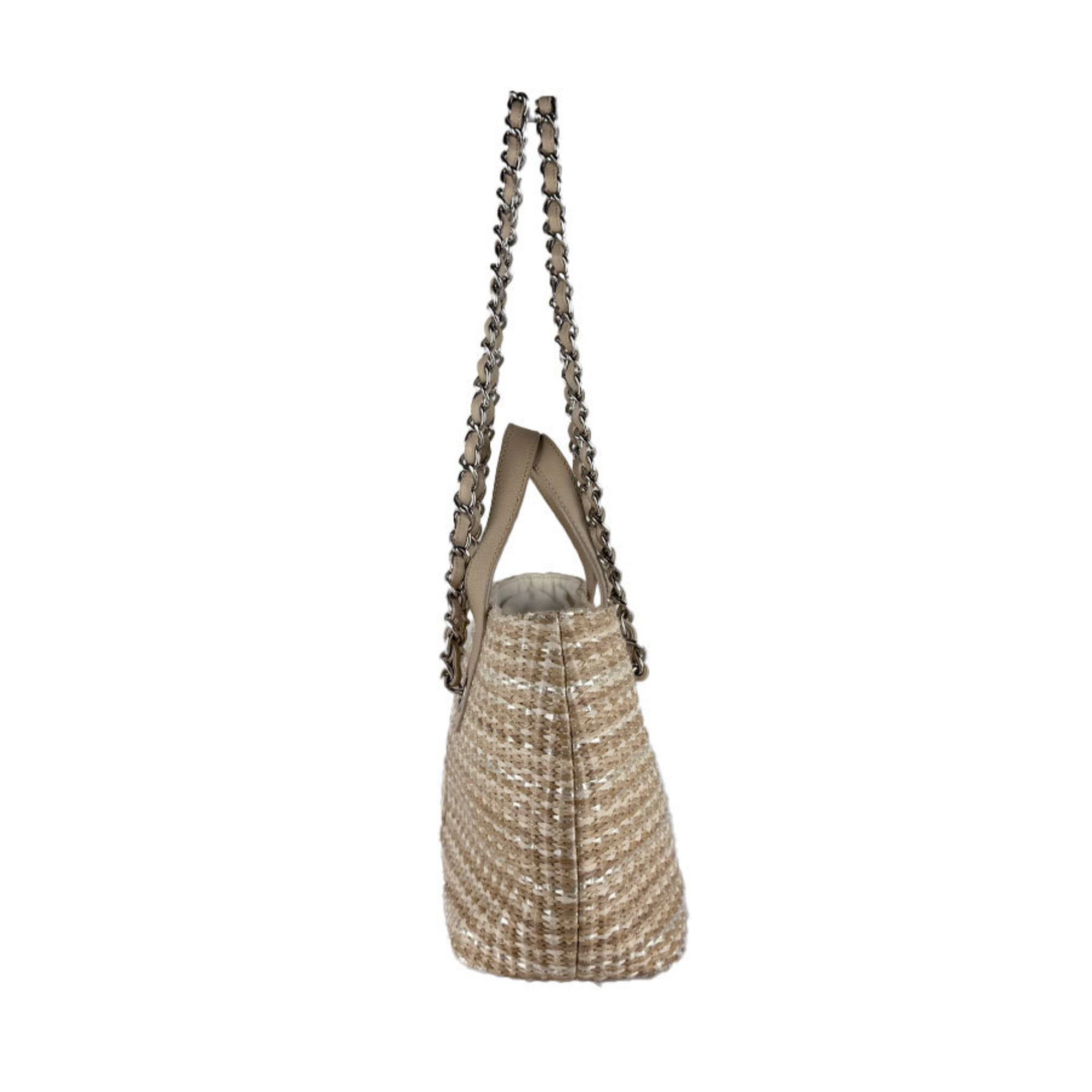 Chanel Light Beige Raffia Leather Handbag Shoulder Bag (Pre-Owned)