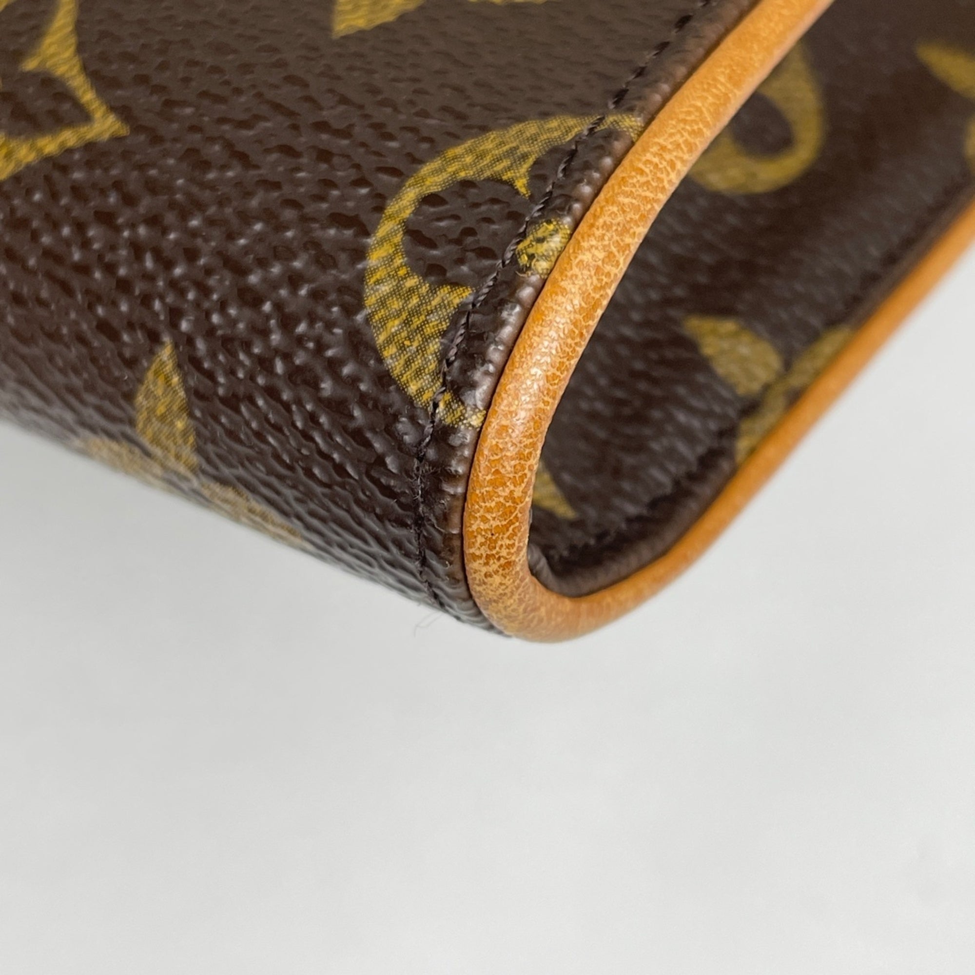 Louis Vuitton Brown Monogram Clutch Bag Pochette Shoulder Bag (Pre-Owned)