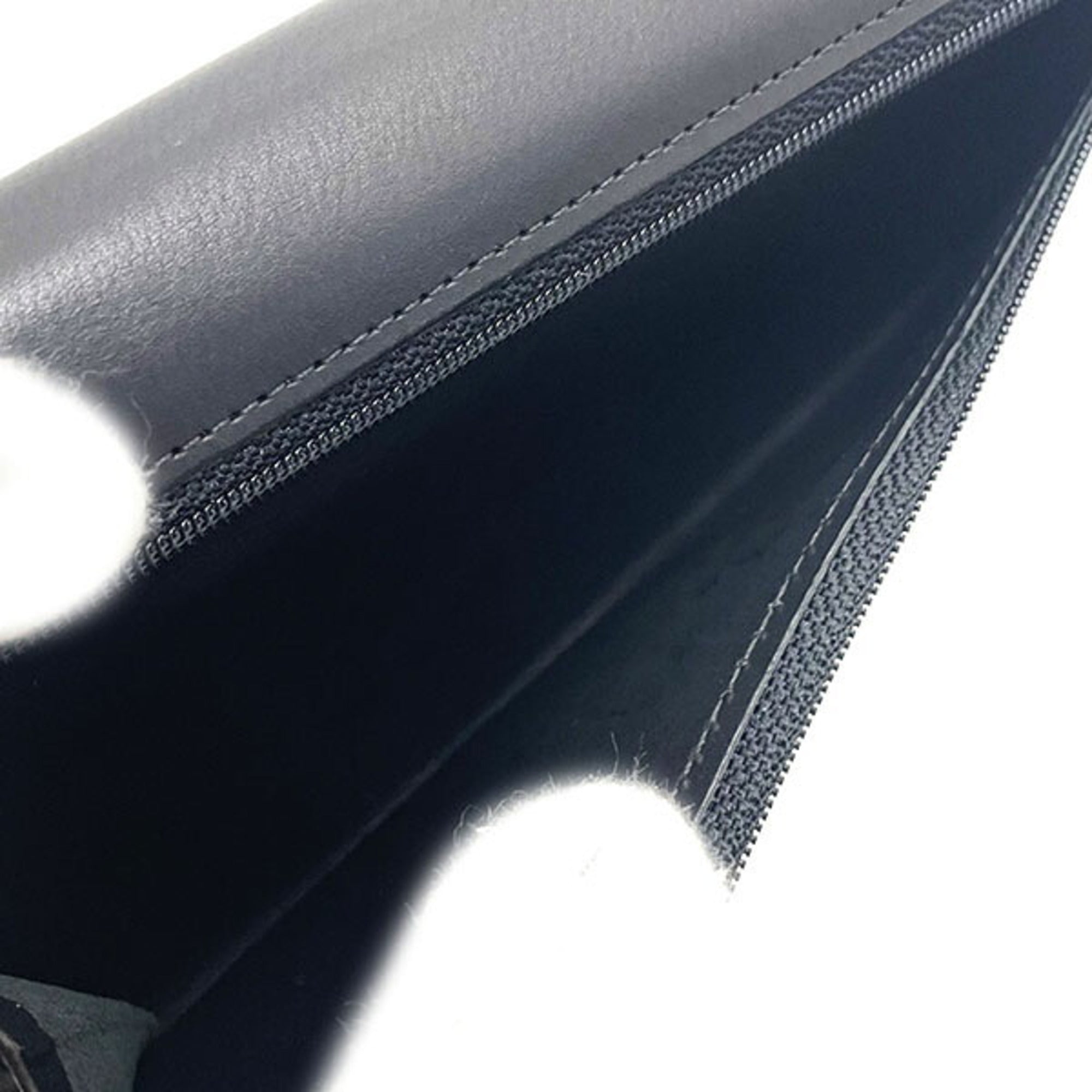 Coach Black Leather Long Wallet (Tri-Fold) (Pre-Owned)