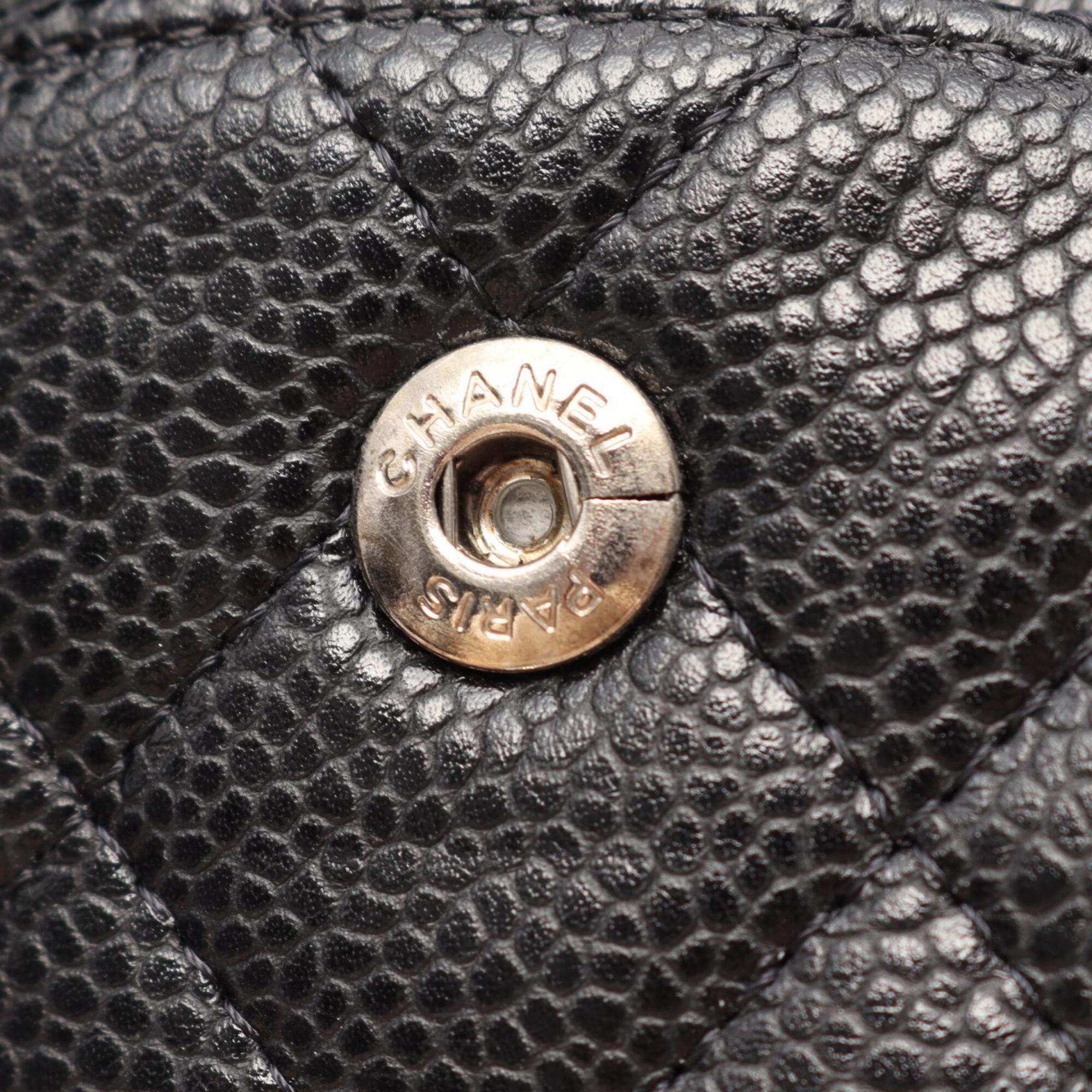 Chanel Black Grained Calfskin Handbag Shoulder Bag (Pre-Owned)