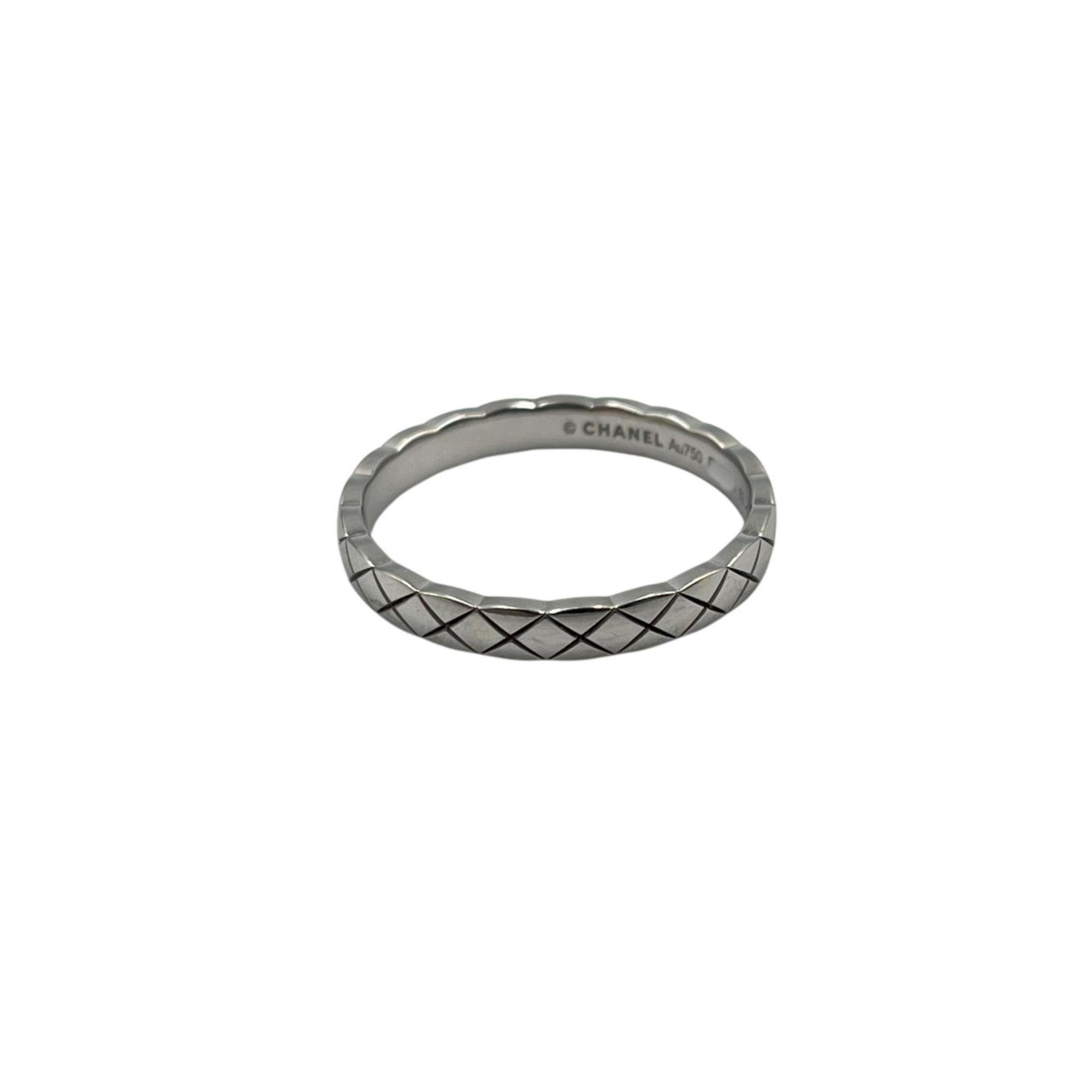 Chanel White White Gold (18K) Band Ring (Pre-Owned)